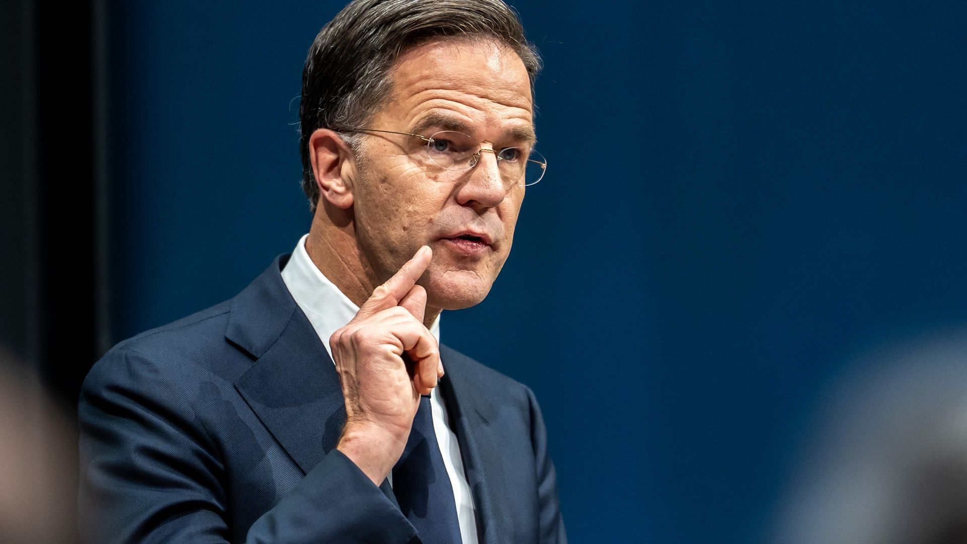 El jefe de la OTAN advierte que la guerra con Rusia "está a nuestras puertas" y pide a Europa que esté preparada para la acción