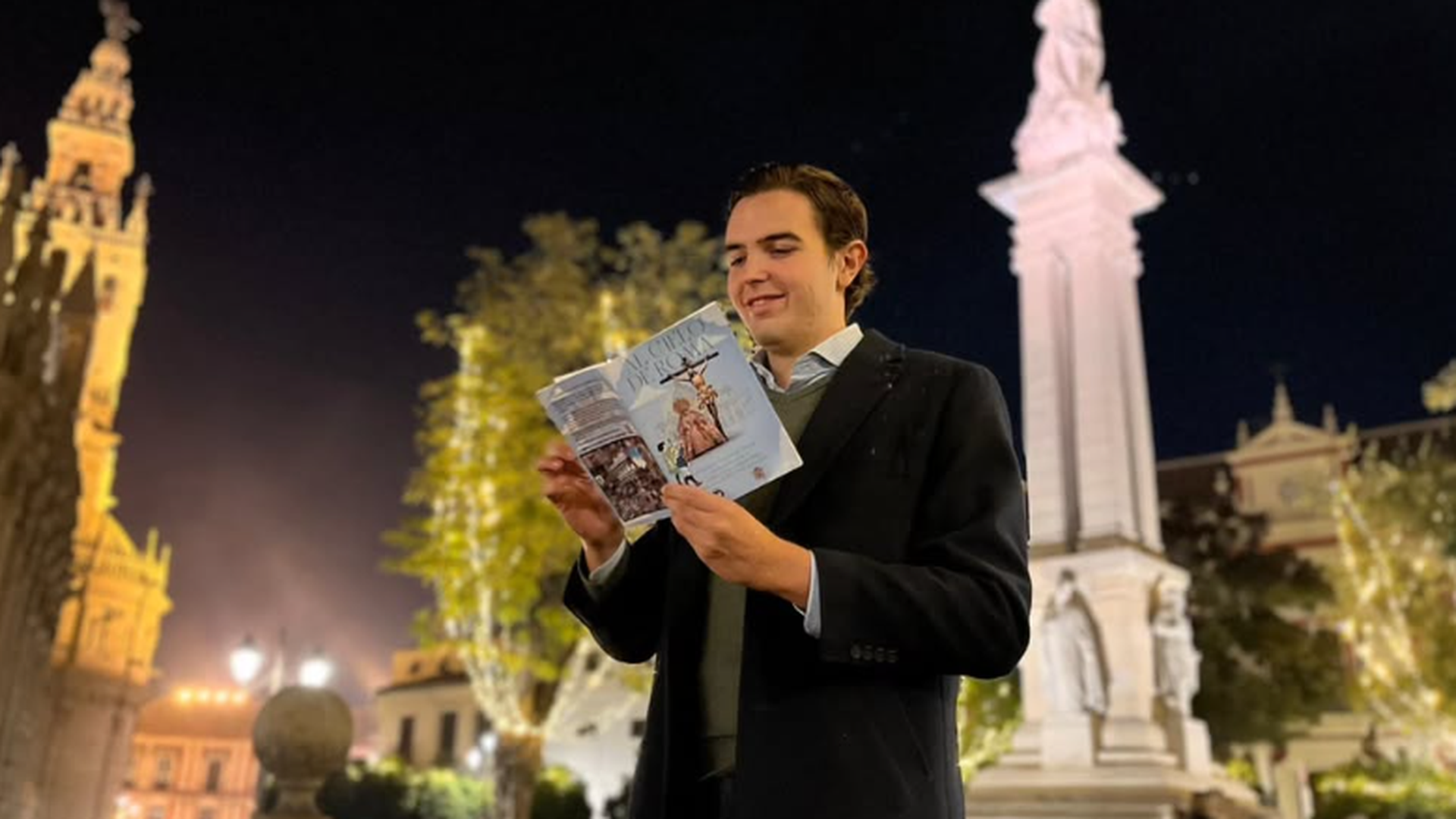 Francisco José Borge con su libro "Al Cielo de Roma"