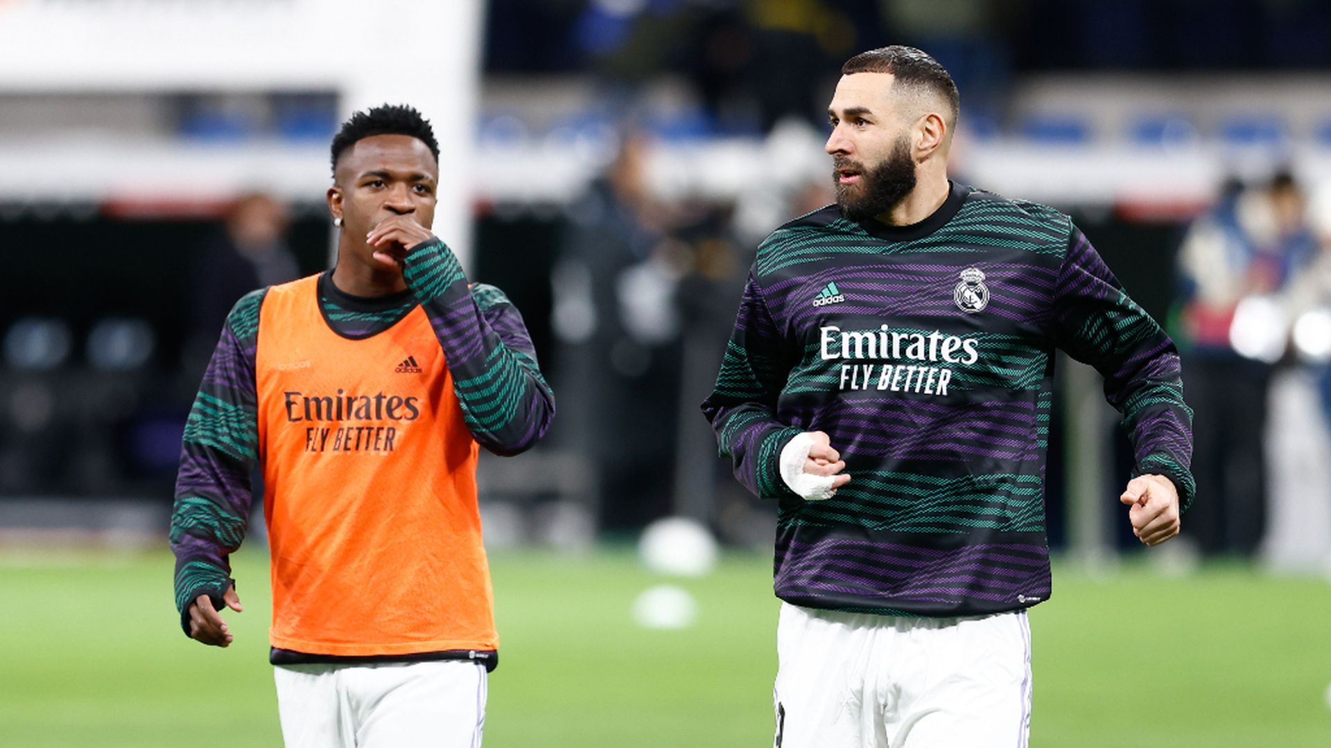 Karim Benzemá y Vinicius en un partido del Real Madrid Karim Benzemá y Vinicius en un partido del Real Madrid