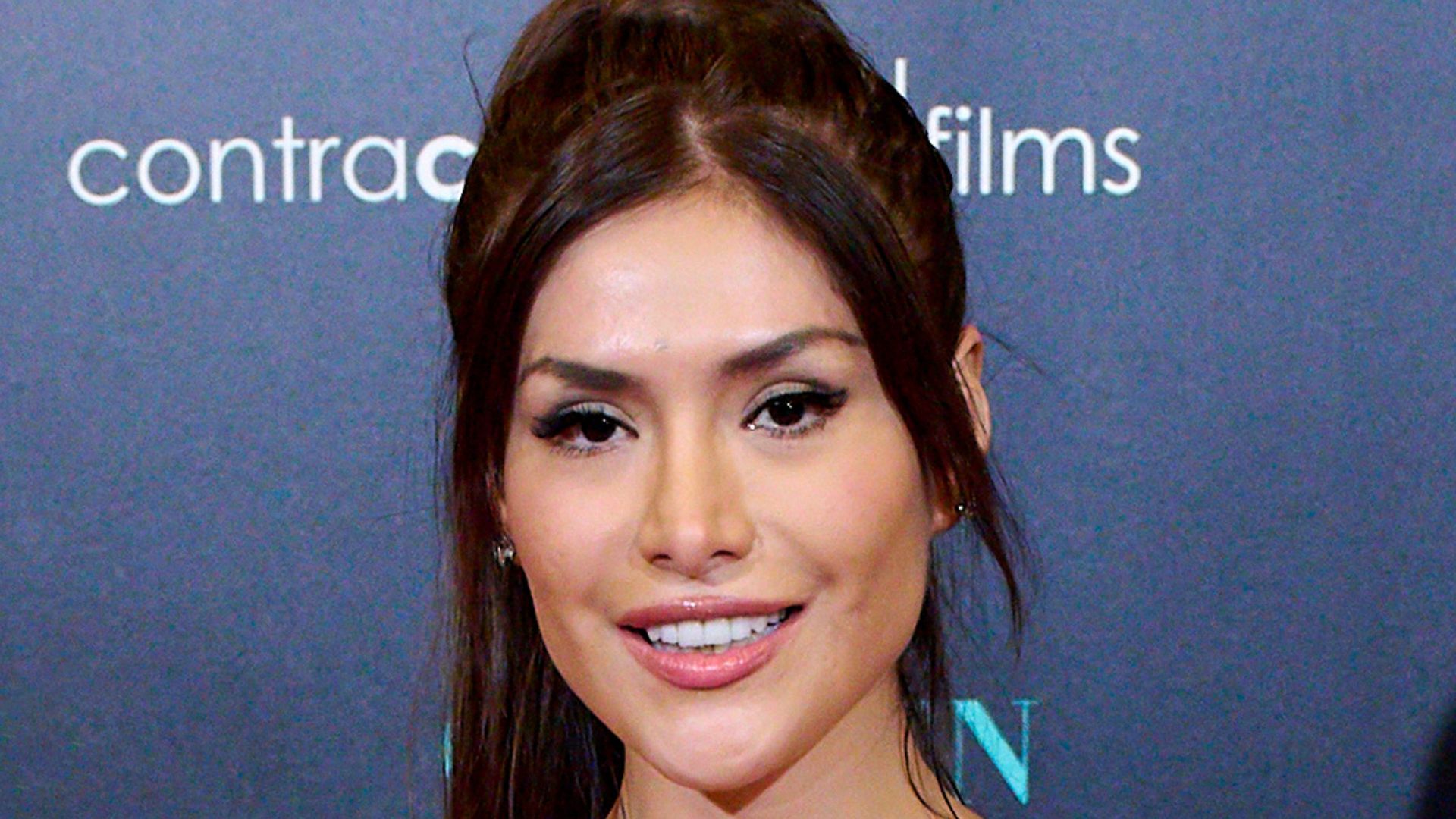 Miriam Saavedra manda un mensaje a su ex Carlos Lozano y carga contra Mónica Hoyos Miriam Saavedra manda un mensaje a su ex Carlos Lozano y carga contra Mónica Hoyos