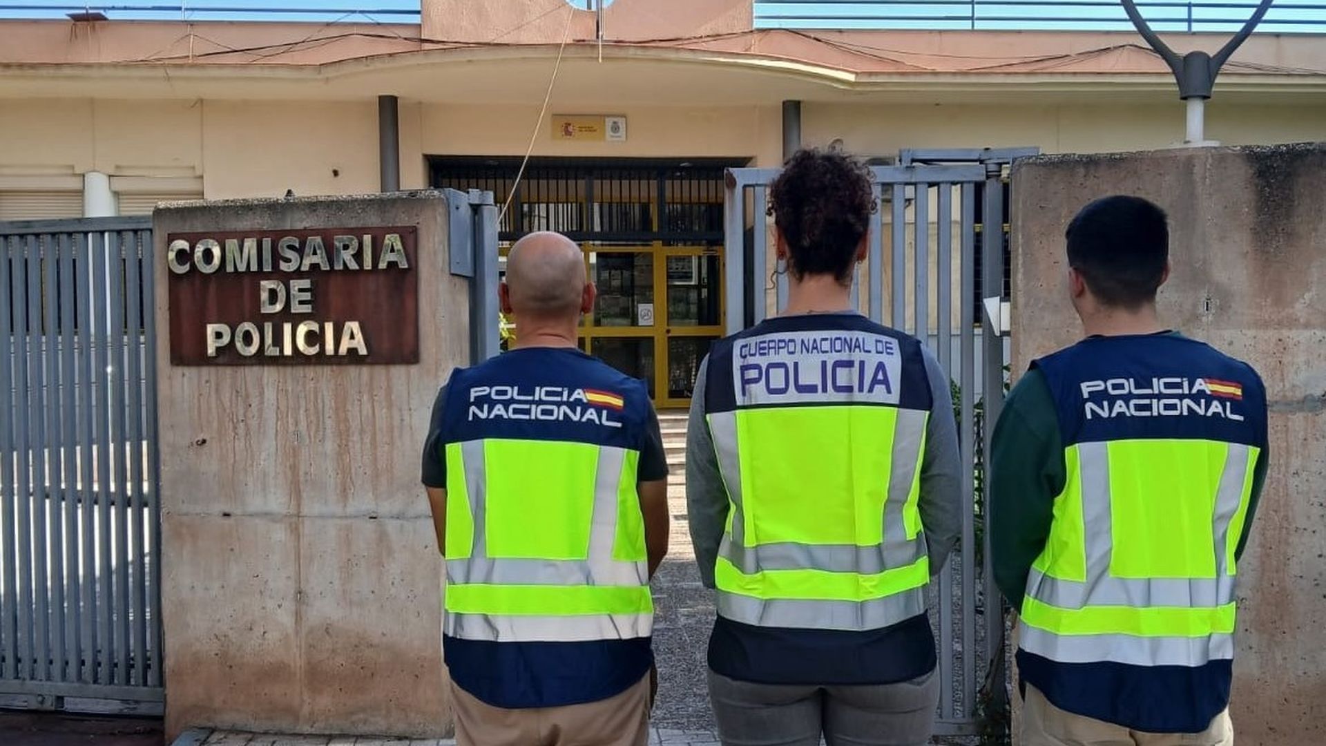 Tres agentes de la Comisaría de Policía de Málaga