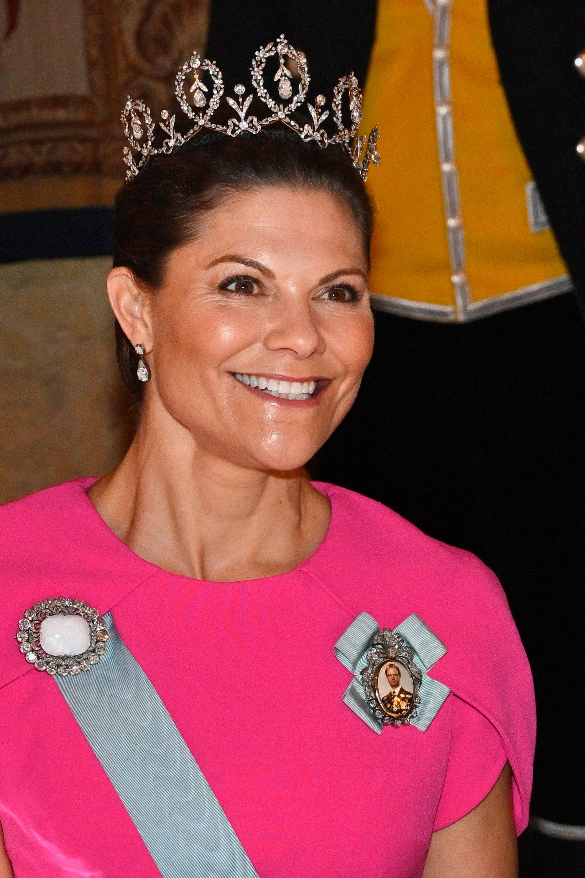 La princesa Victoria, con la una tiara histórica