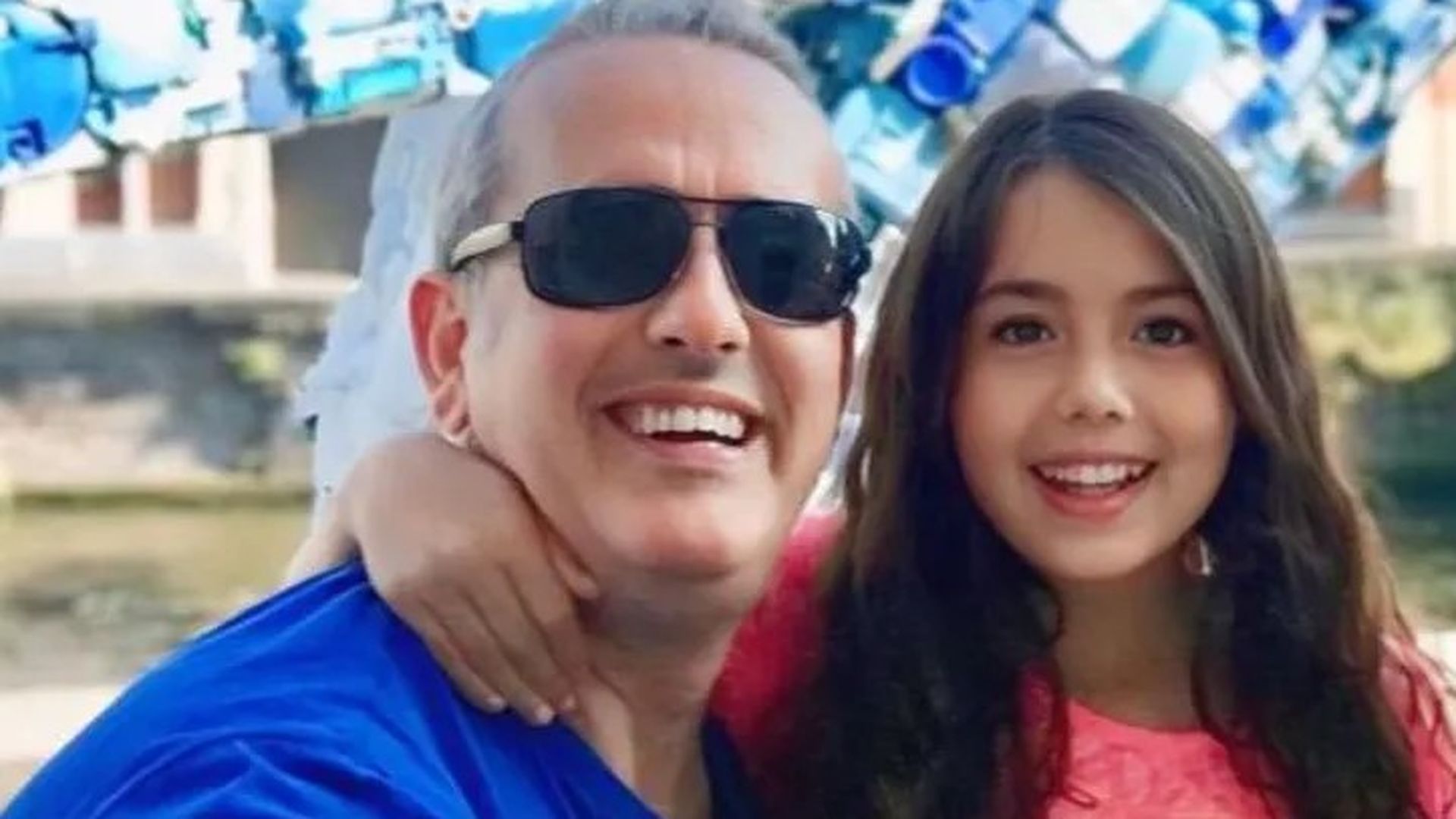 José Manuel López, junto a Kira