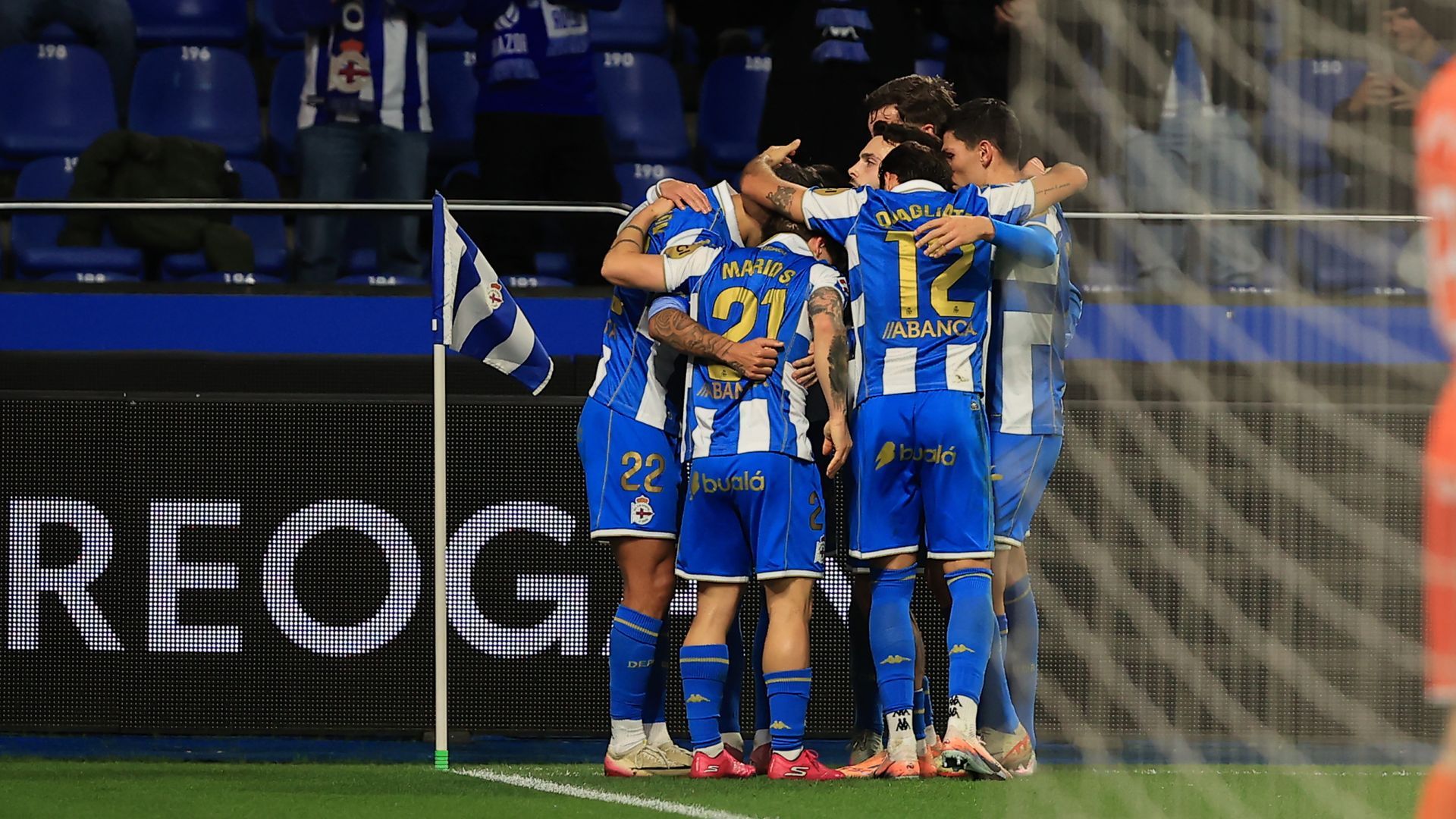 Los jugadores del Deportivo celebran un gol al Castellón Los jugadores del Deportivo celebran un gol al Castellón
