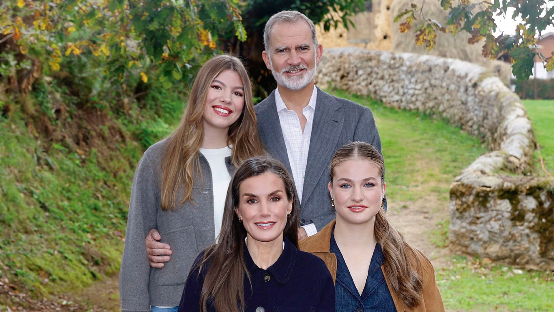 Los reyes Felipe y Letizia y sus hijas