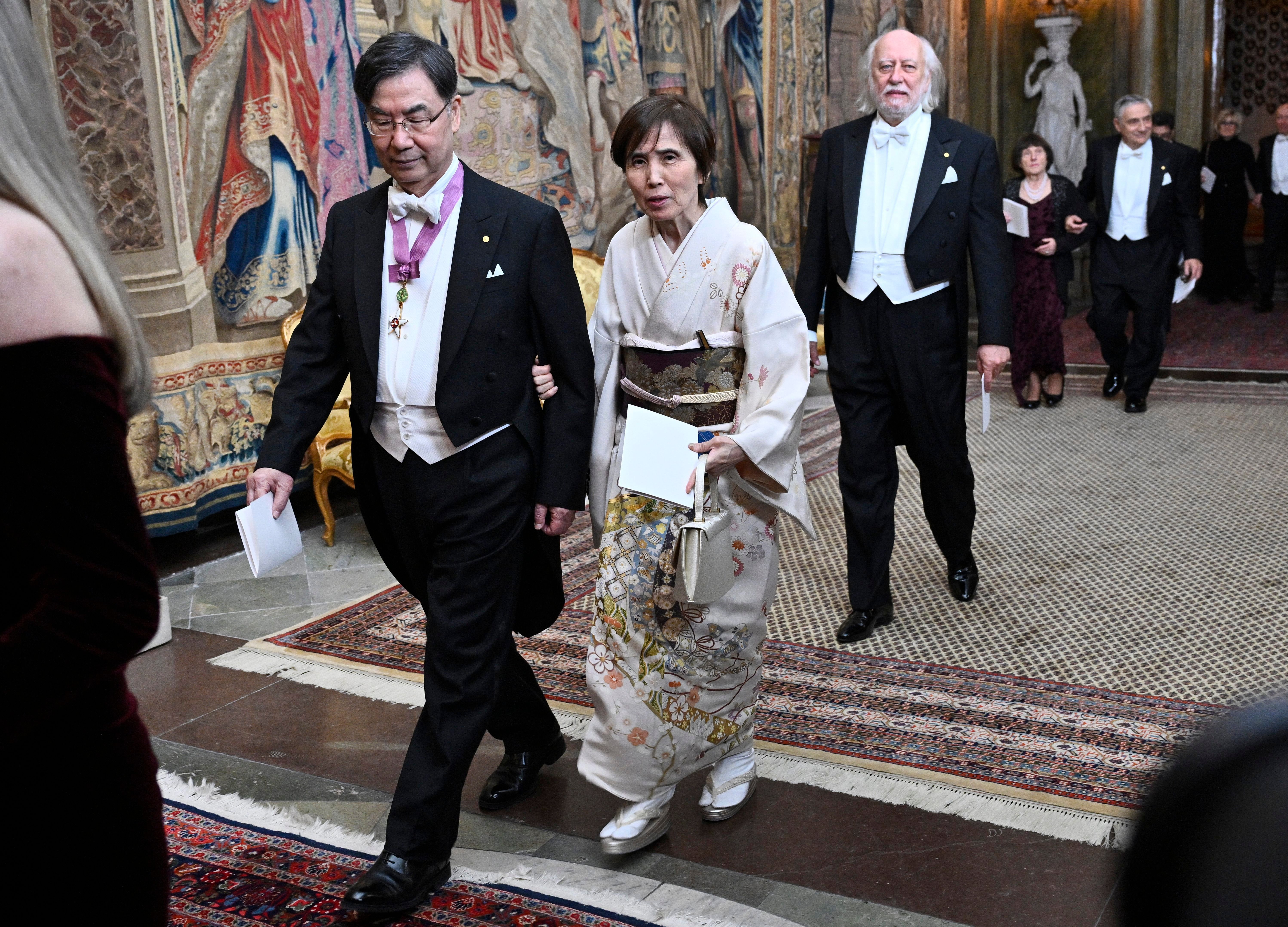 El premio Nobel de Medicina Shimon Sakaguchi y su esposa Noriko Sakaguchi