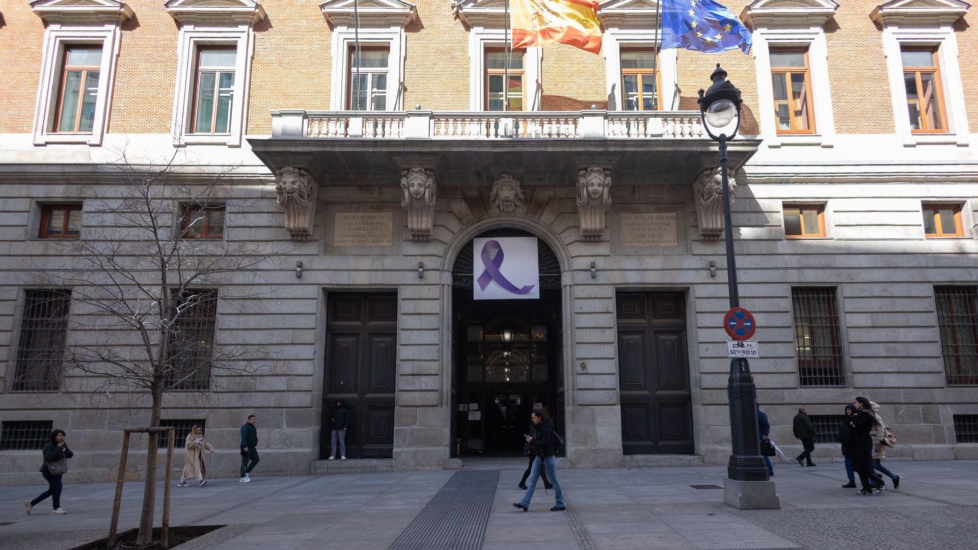 Sede del Ministerio de Hacienda en la callé Alcalá de Madrid