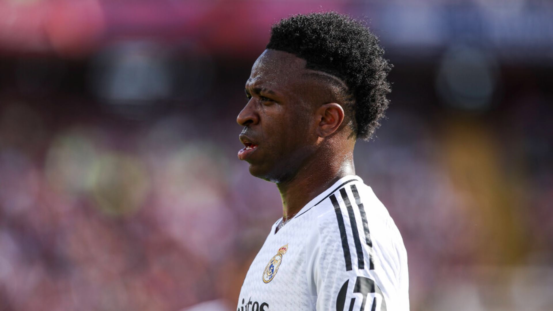 Vinicius jugando con el Real Madrid