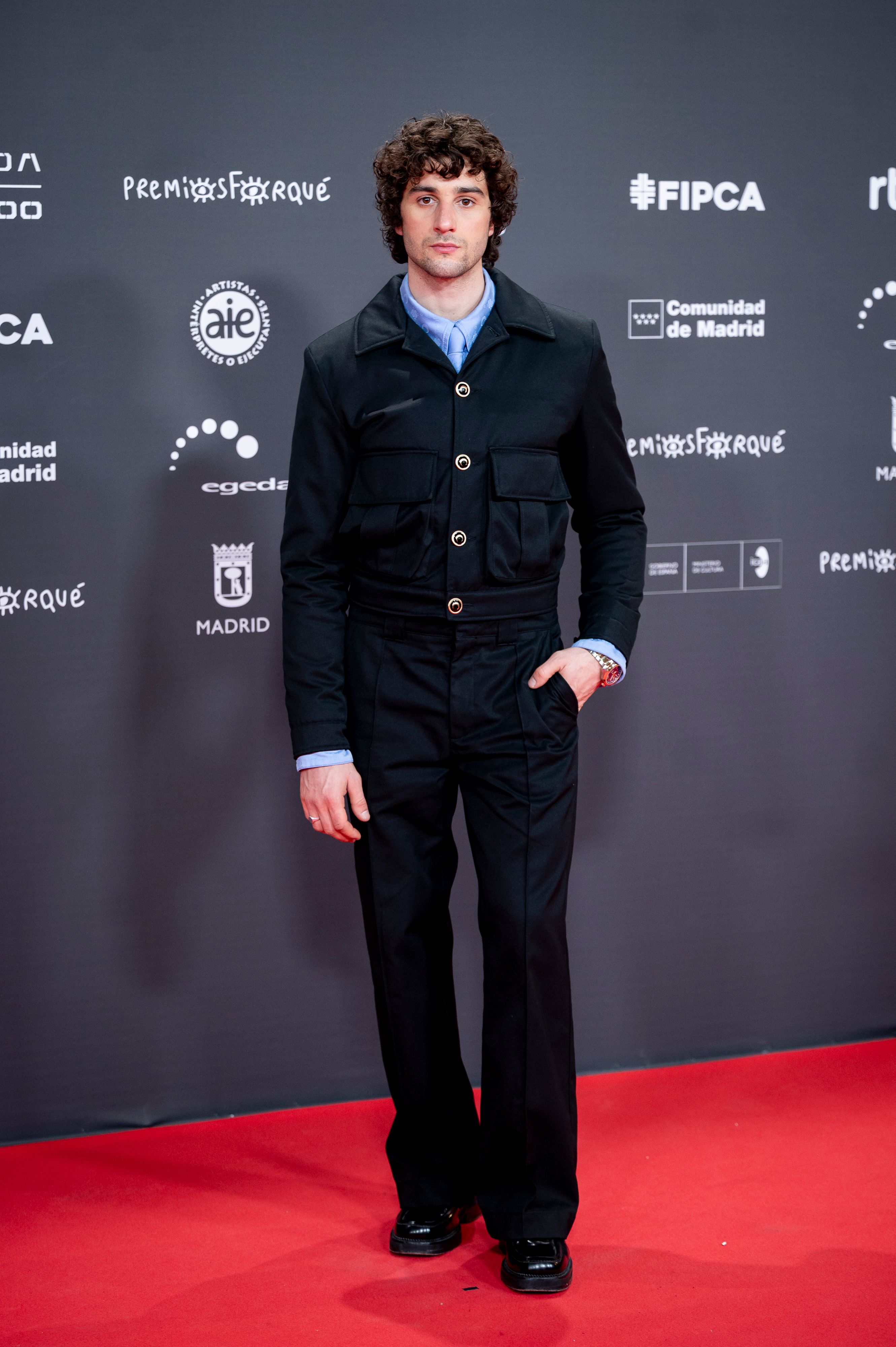 Agustin Della Posa, en la alfombra roja de los Premios Forqué 2025