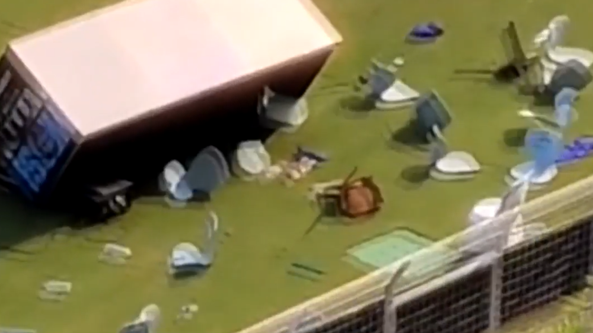 Asientos tirados en la India por la visita de Messi