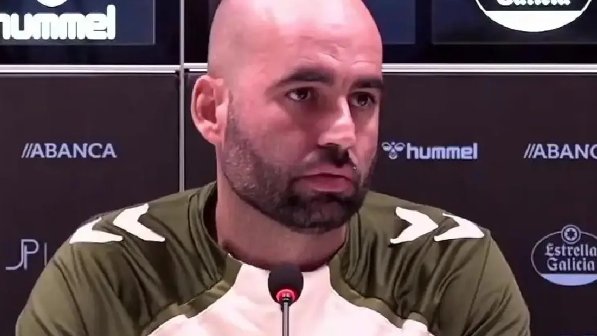 Claudio Giráldez en sala de prensa Claudio Giráldez en sala de prensa