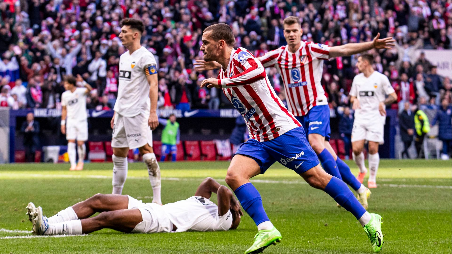Griezmann celebra el gol ante el Valencia