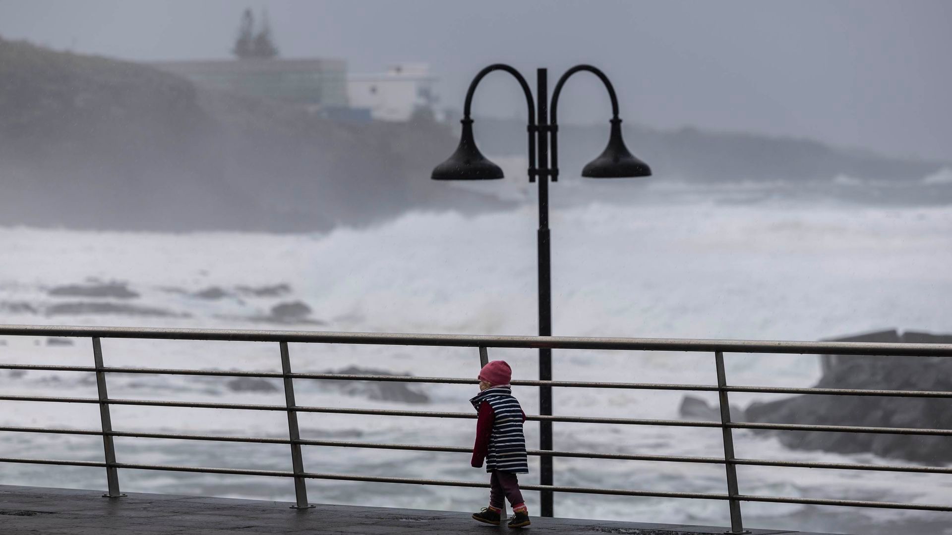 La borrasca Emilia deja lluvias fuertes en el sureste donde se superarán los 180 litros por metro cuadrado