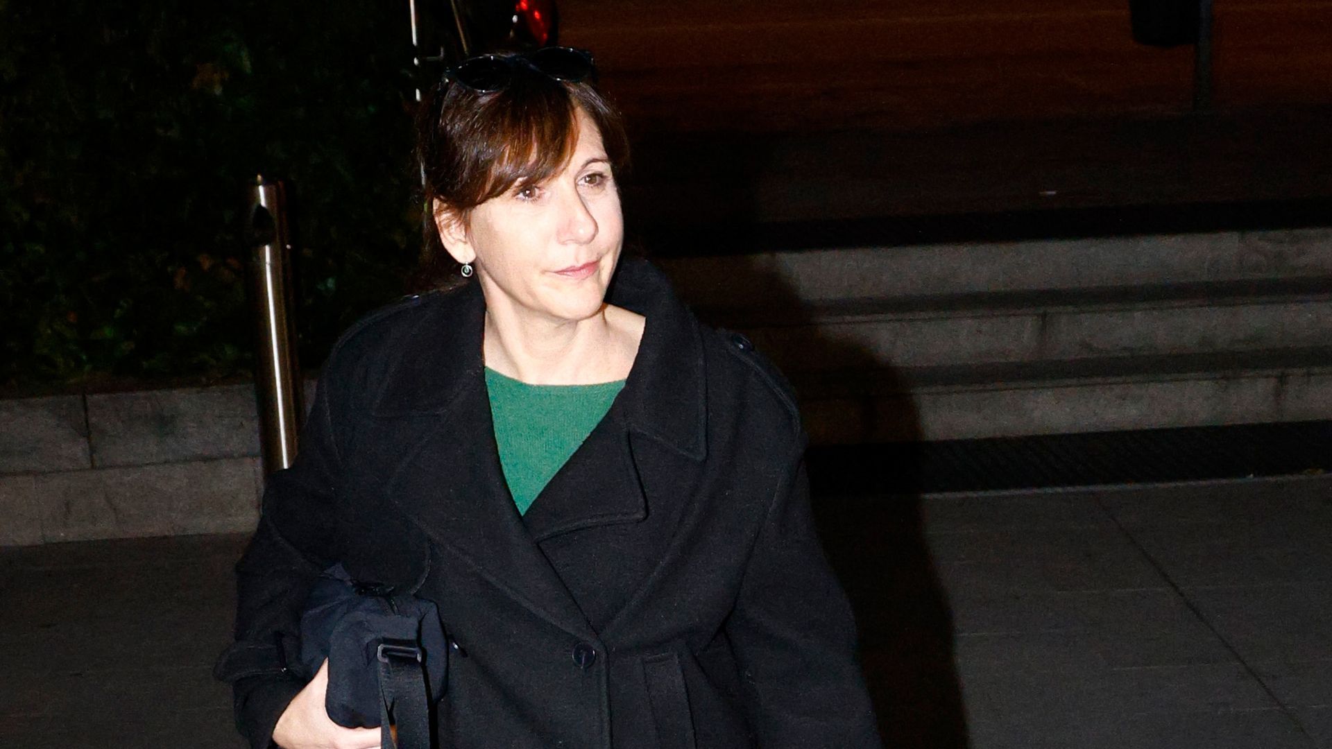 Malena Alterio llegando al tanatorio de Héctor Alterio