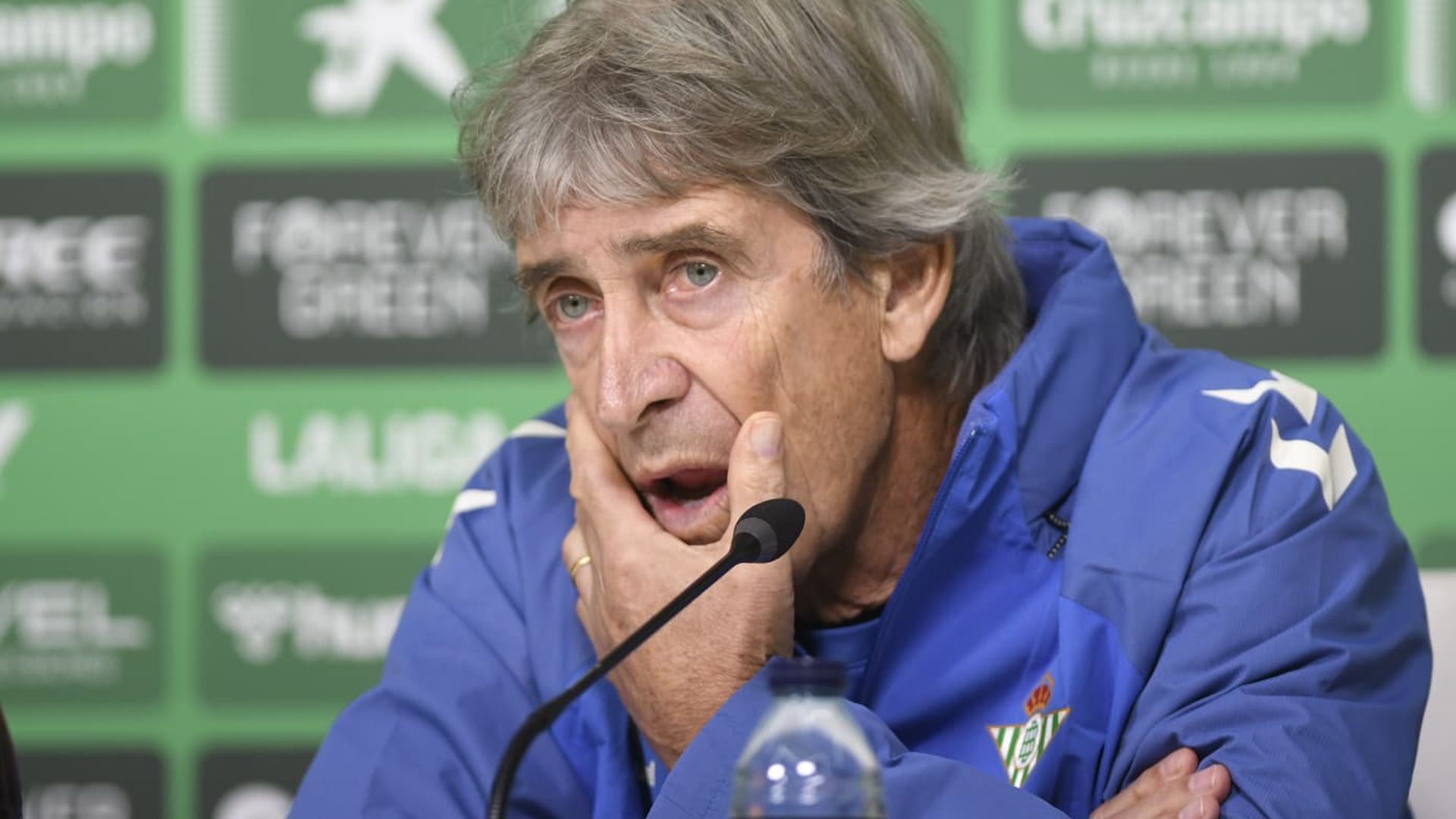 Manuel Pellegrini, sobre el estado de Héctor Bellerín e Isco Alarcón