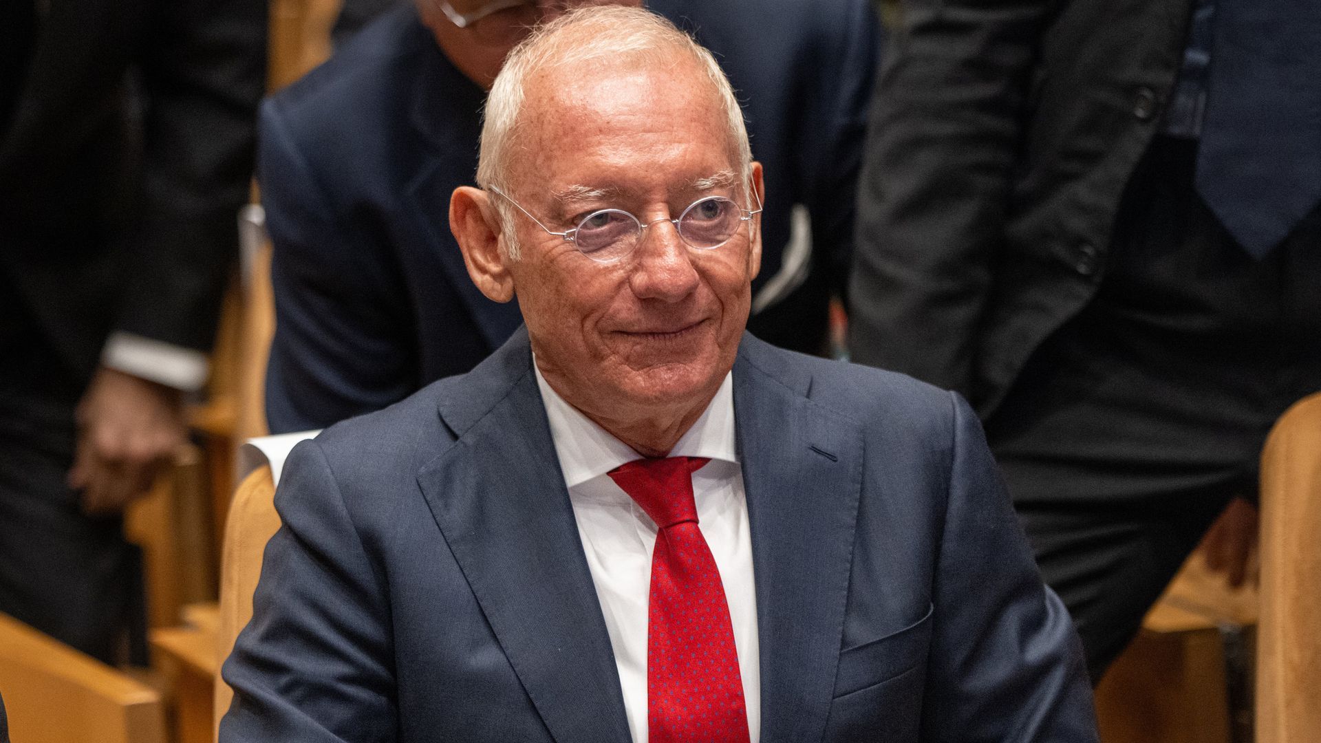 Un año de la muerte de Isak Andic, fundador de Mango: sin indicios concluyentes de una muerte criminal