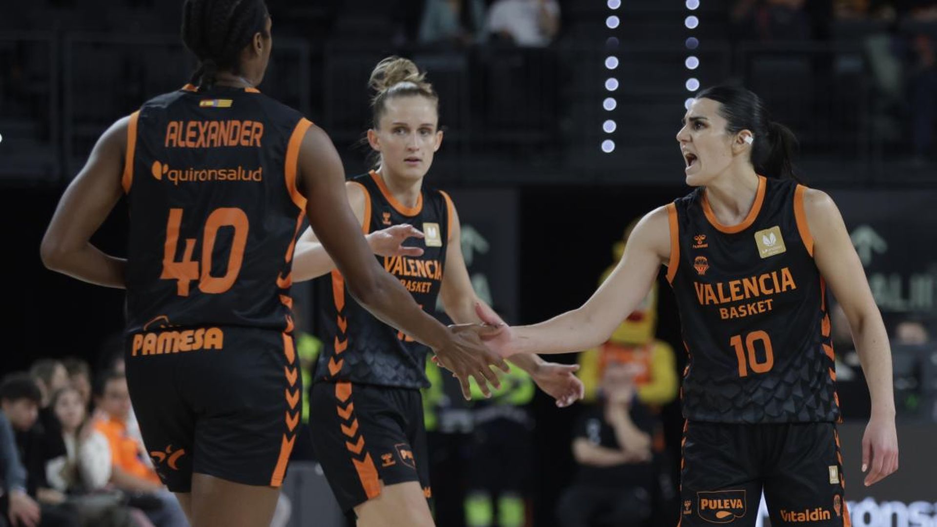 Valencia Basket busca redimirse en LF Endesa ante Casademont Zaragoza Valencia Basket busca redimirse en LF Endesa ante Casademont Zaragoza