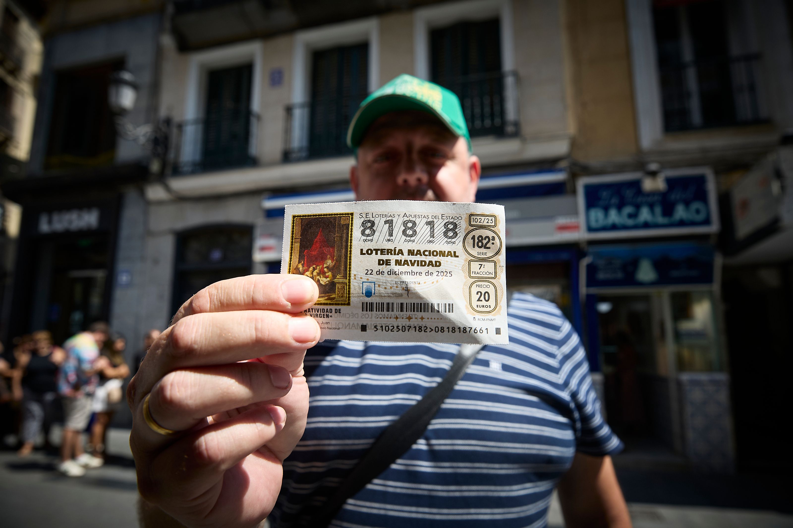 Décimo de lotería de Navidad comprado en Madrid este 2025