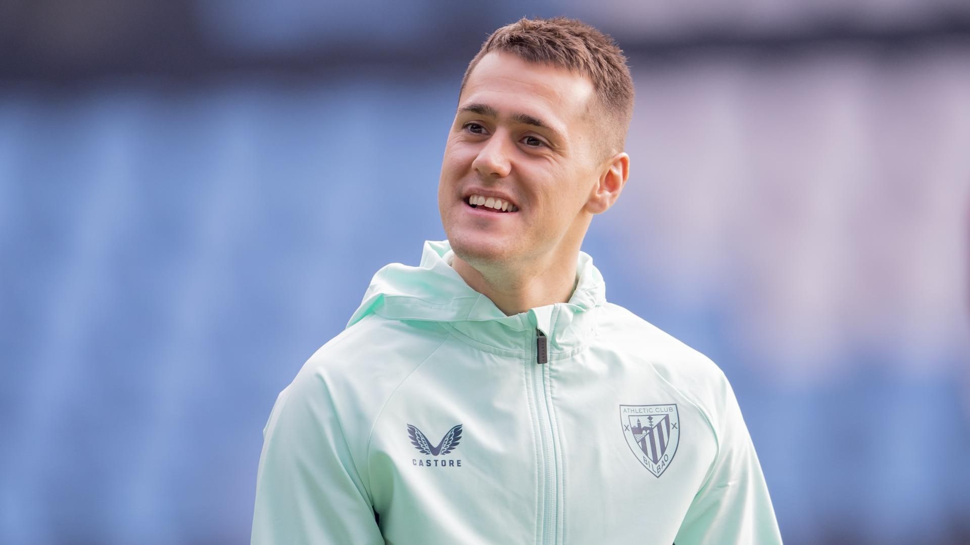 El delantero Urko Izeta, listo por si acaso en Balaídos