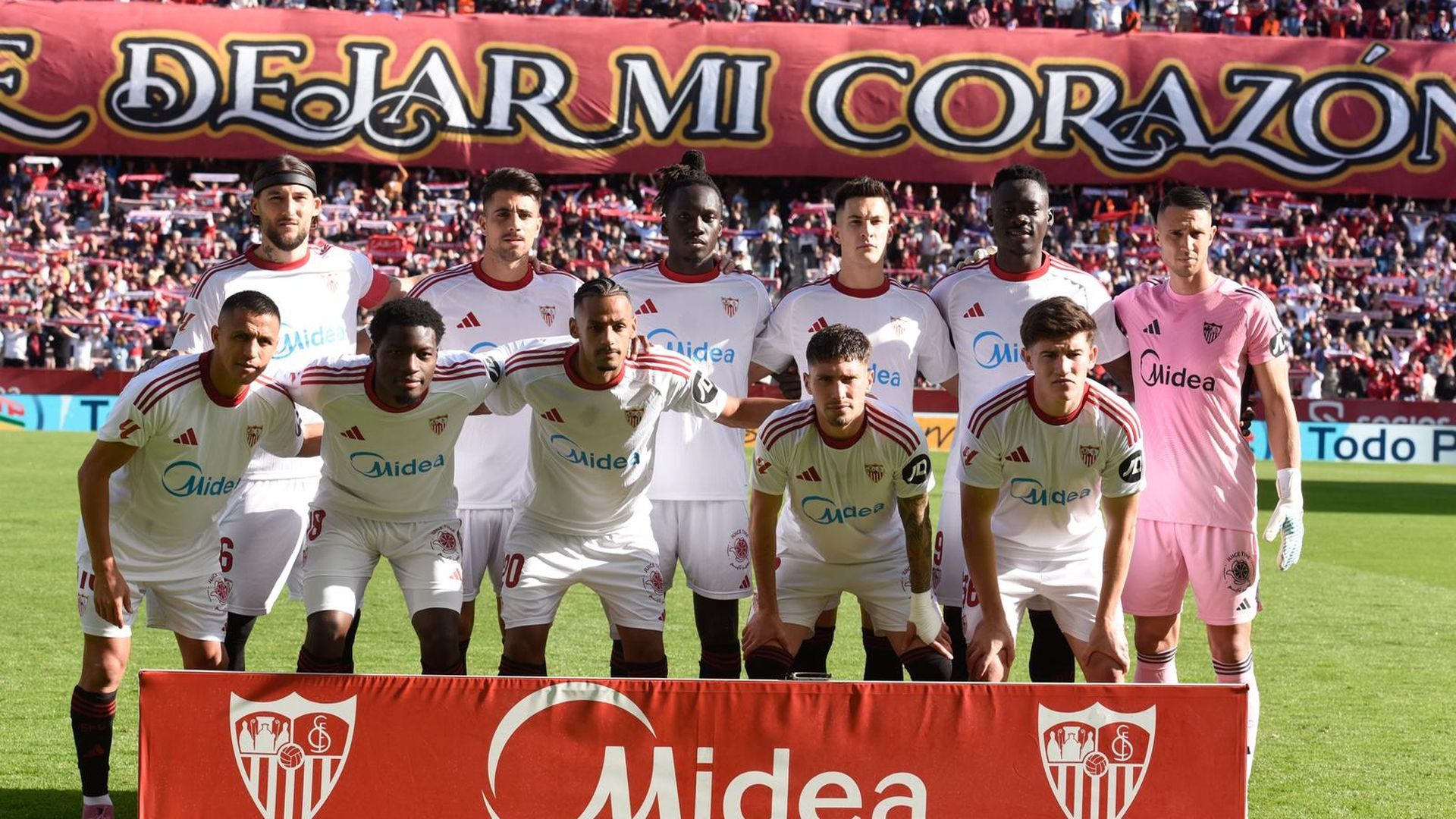 El once del Sevilla en el partido ante el Oviedo de la jornada 16