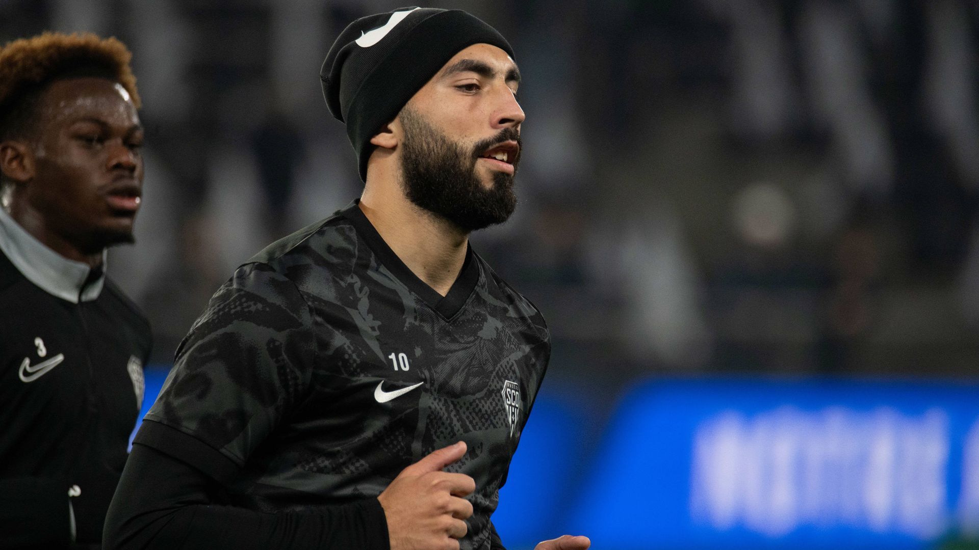 Himad Abdelli, jugando con el Angers Himad Abdelli, jugando con el Angers