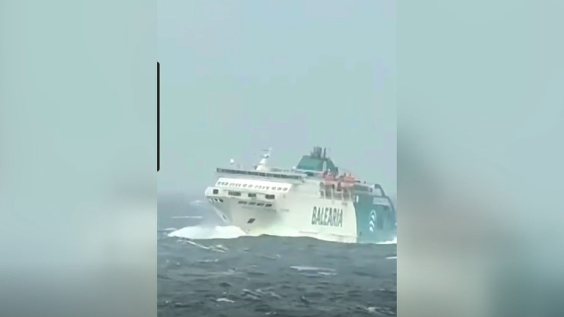 Momentos de tensión en un ferry entre Lanzarote y Fuerteventura por la borrasca Emilia