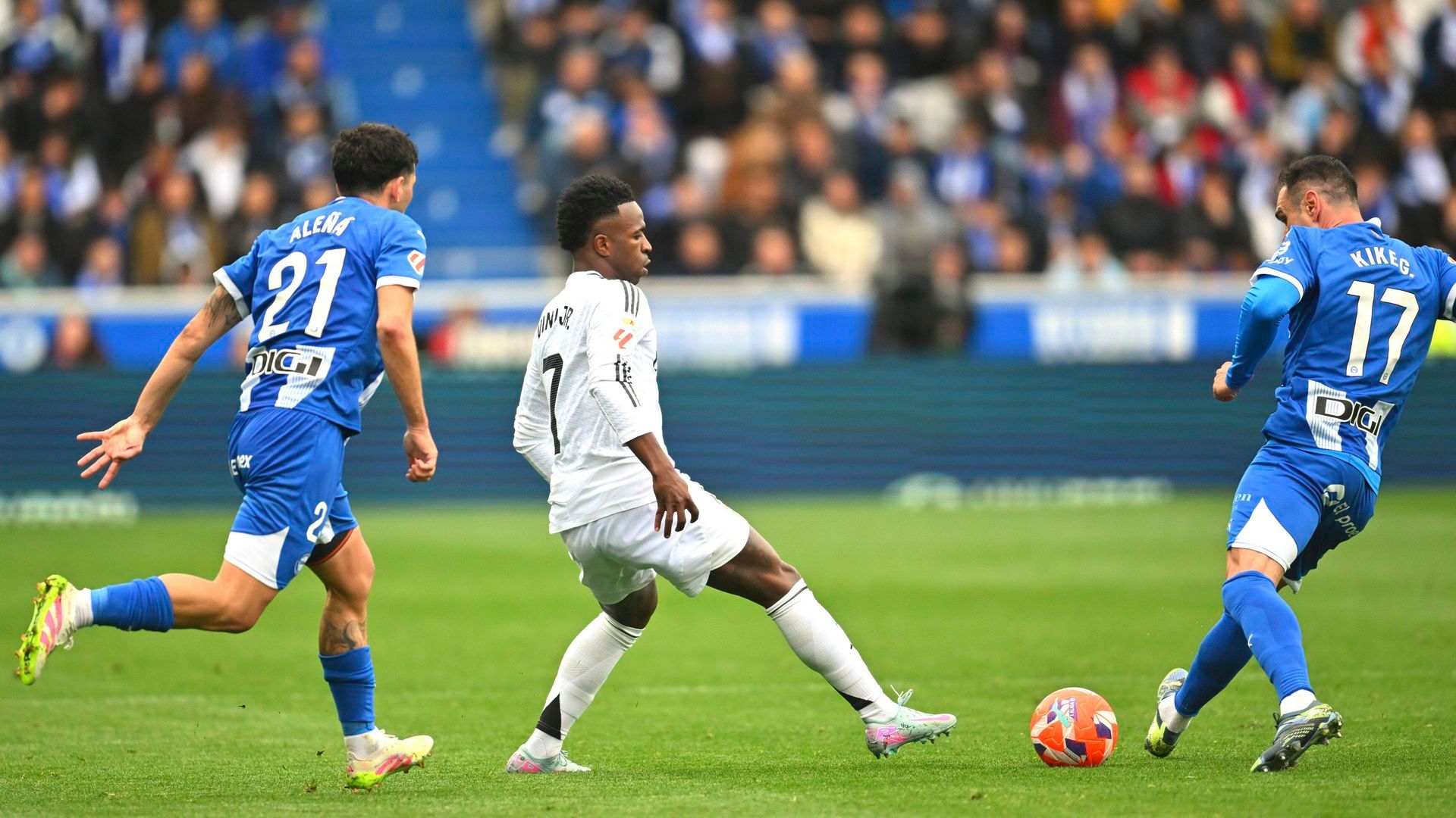 Vinicius, ante el Alavés