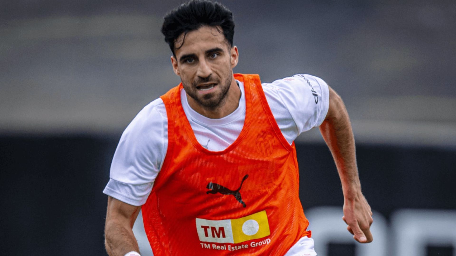 Eray Cömert con el Valencia CF