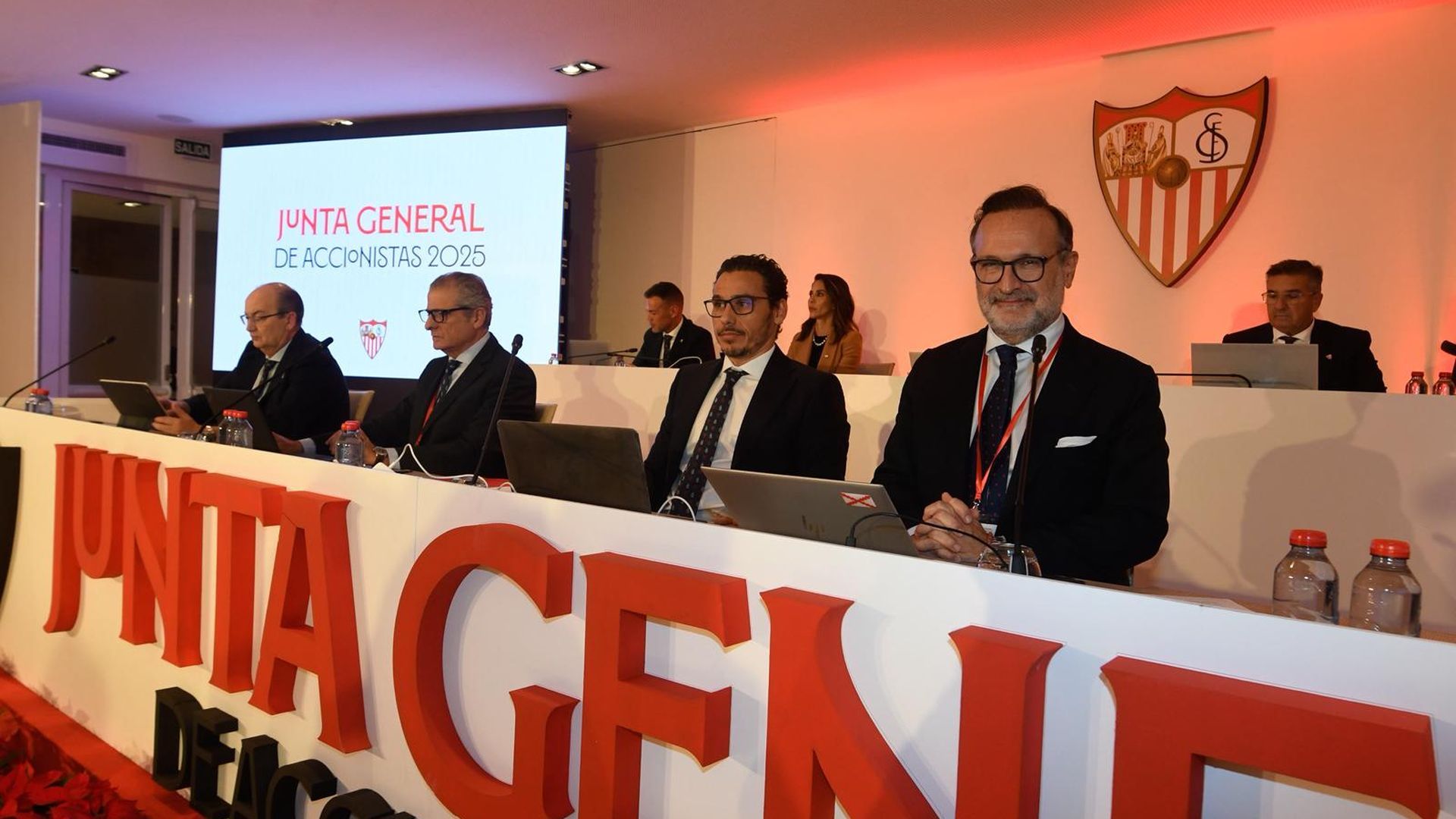 Del Nido Carrasco y Pérez Solano, en la Junta del Sevilla 2025