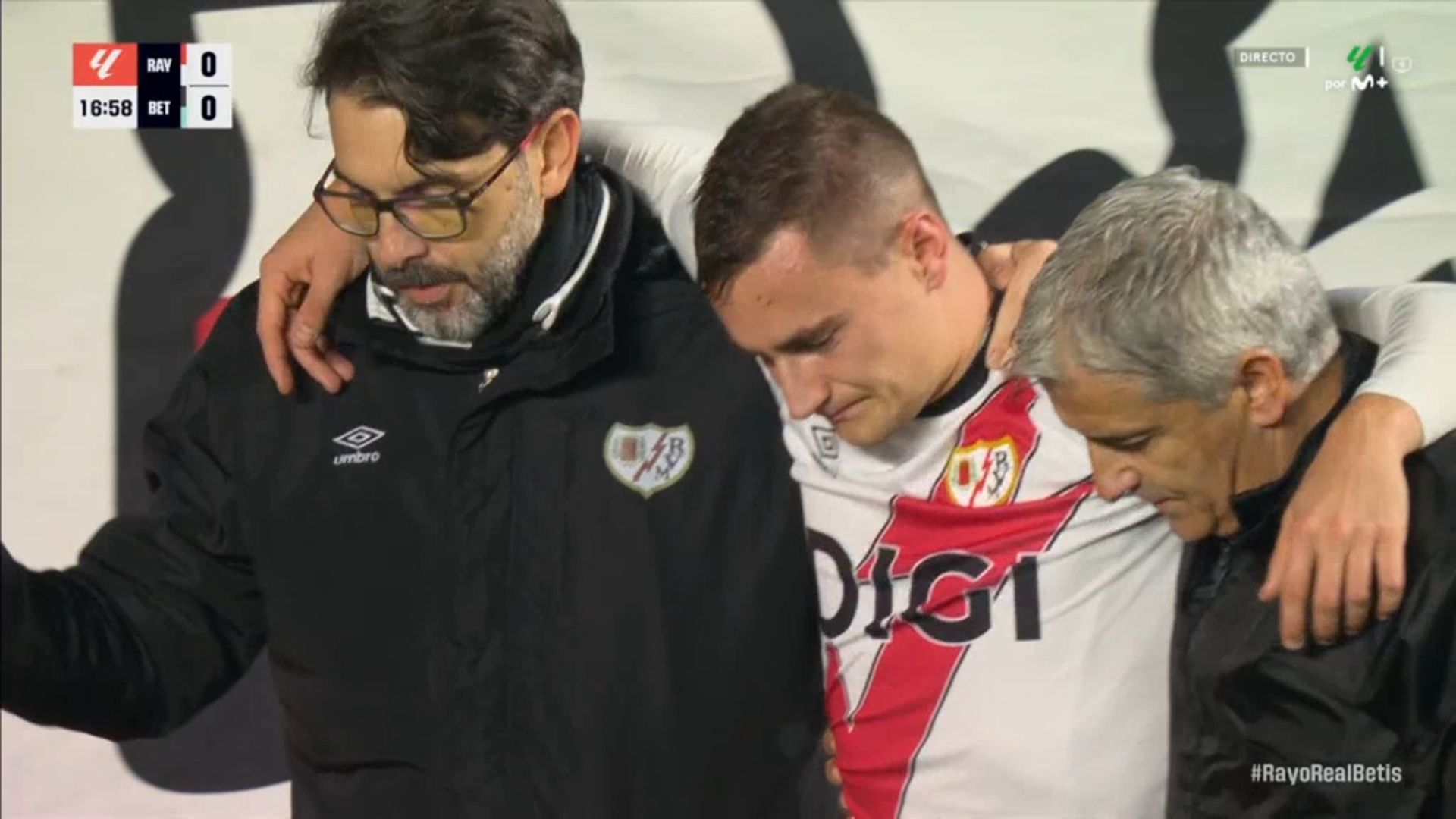 Jorge de Frutos abandonando Vallecas lesionado