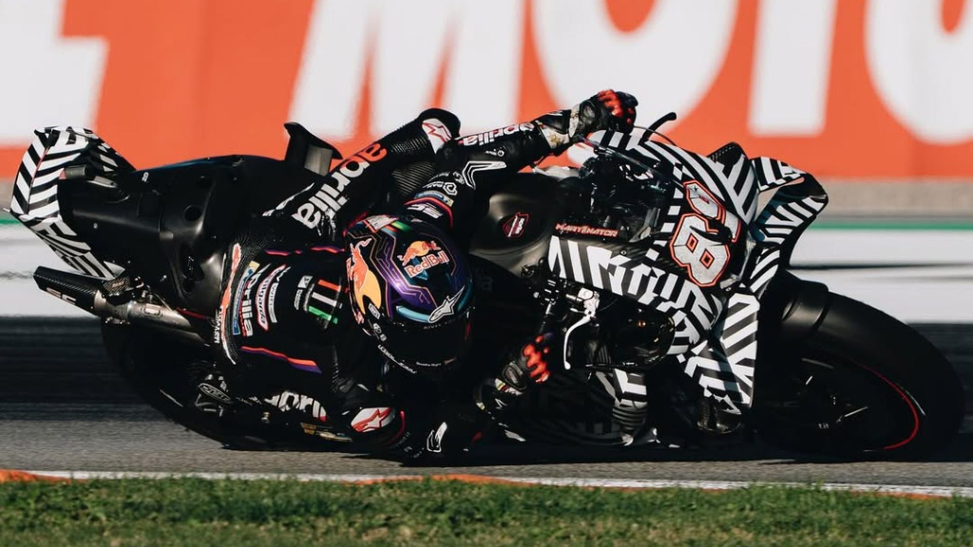 Jorge Martín, en los test de Valencia