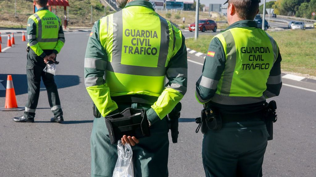 La DGT intensifica los controles de alcohol y drogas de cara a las cenas de empresas