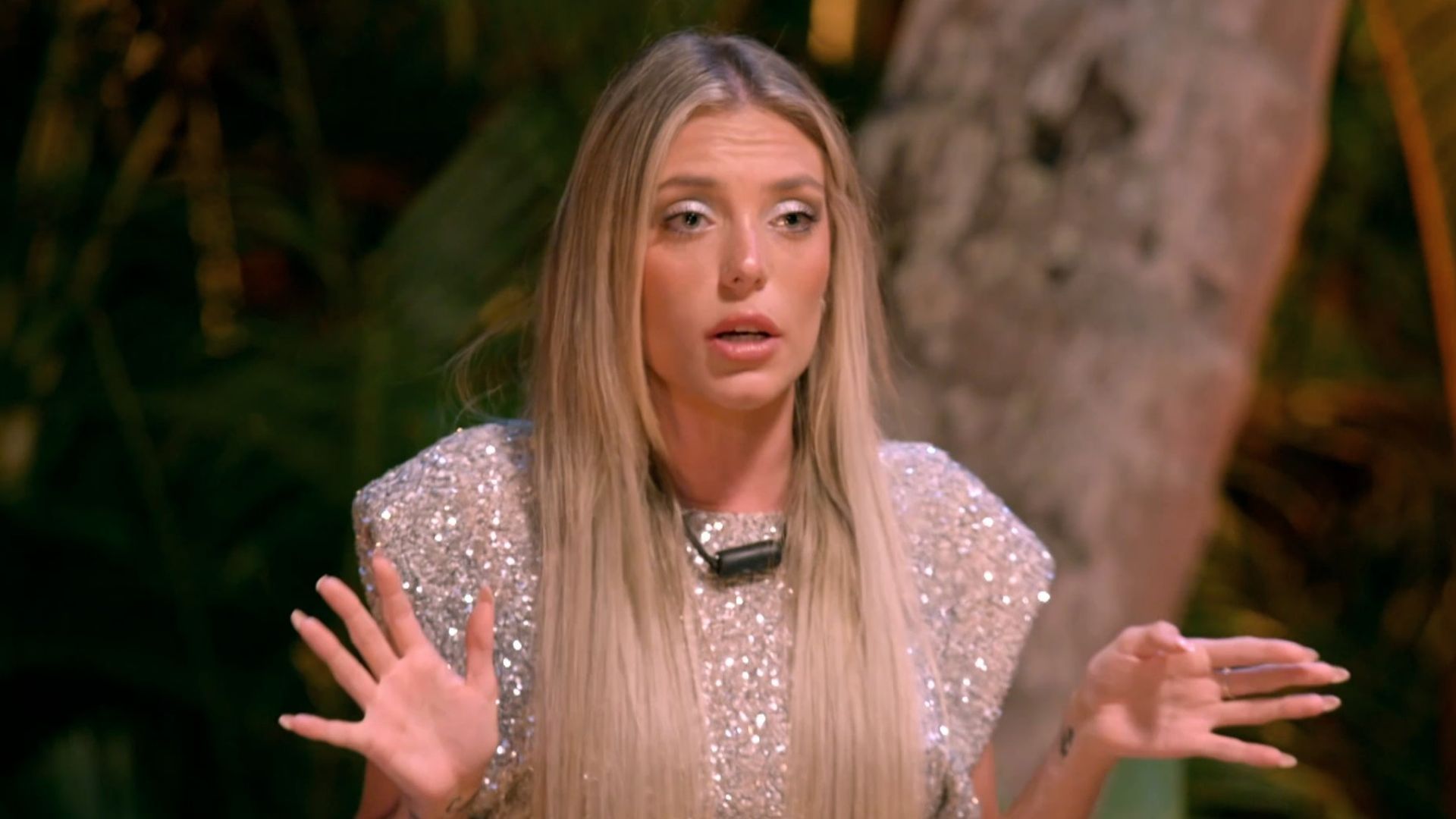 Las imágenes más calientes de Gilbert y Noelia hacen explotar a Claudia: "¡Lleva toda la vida siendo un modosito!"