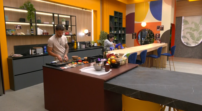 Rocío y Cristian en la cocina