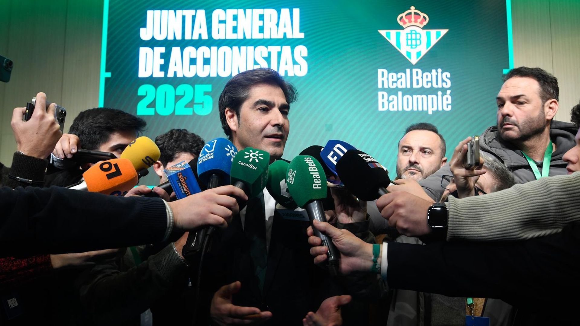 Ángel Haro, en la Junta de Accionistas Ángel Haro, en la Junta de Accionistas