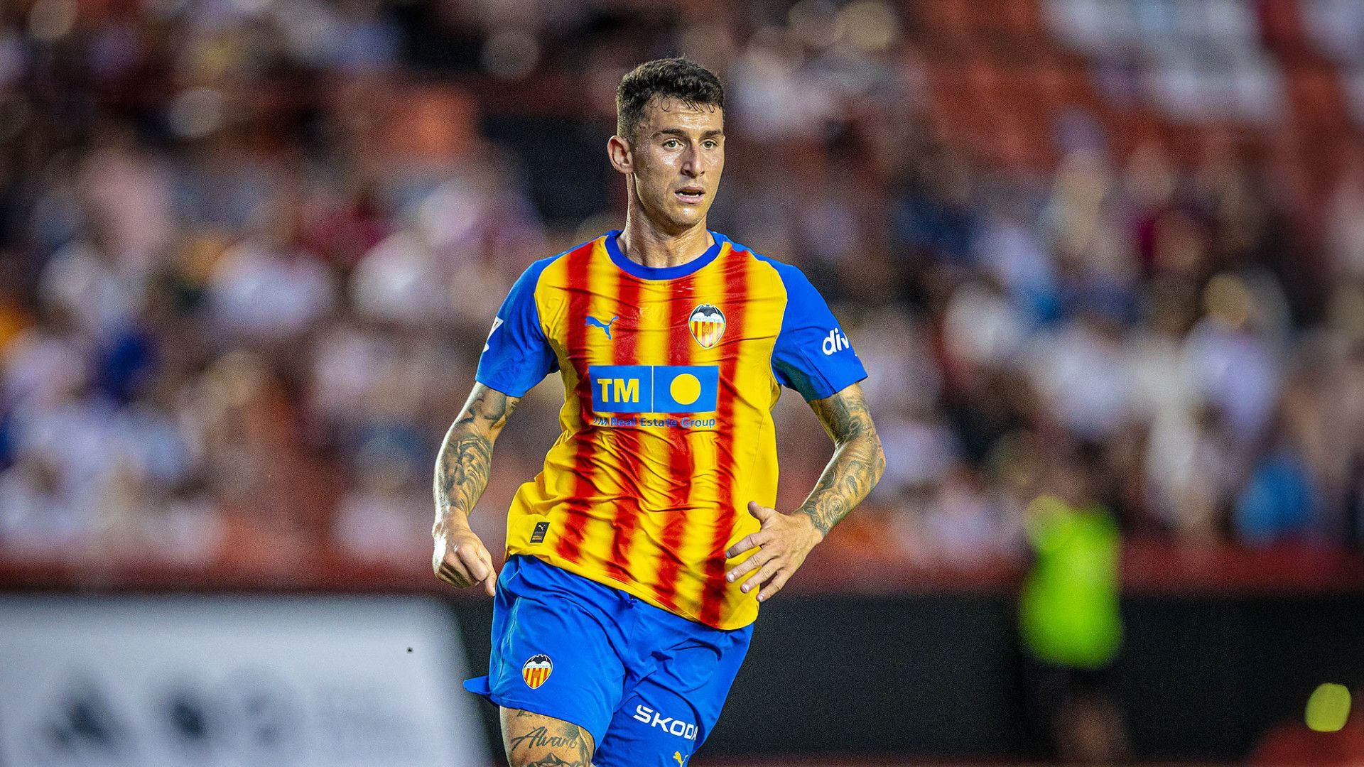 Dani Raba con el Valencia CF Dani Raba con el Valencia CF