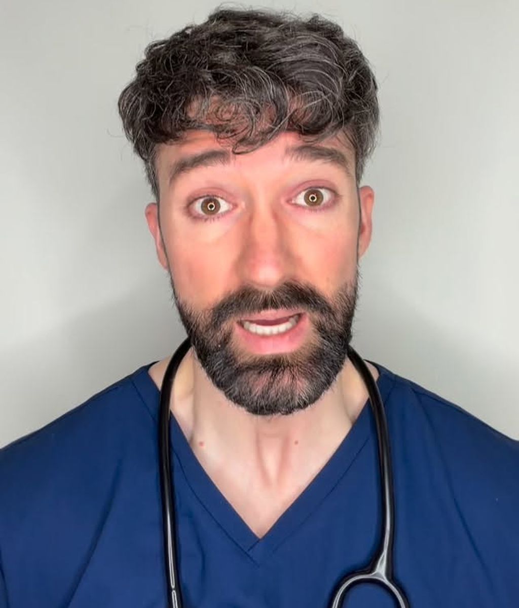 El Dr. David Callejo divulgando sobre salud en redes El Dr. David Callejo divulgando sobre salud en redes