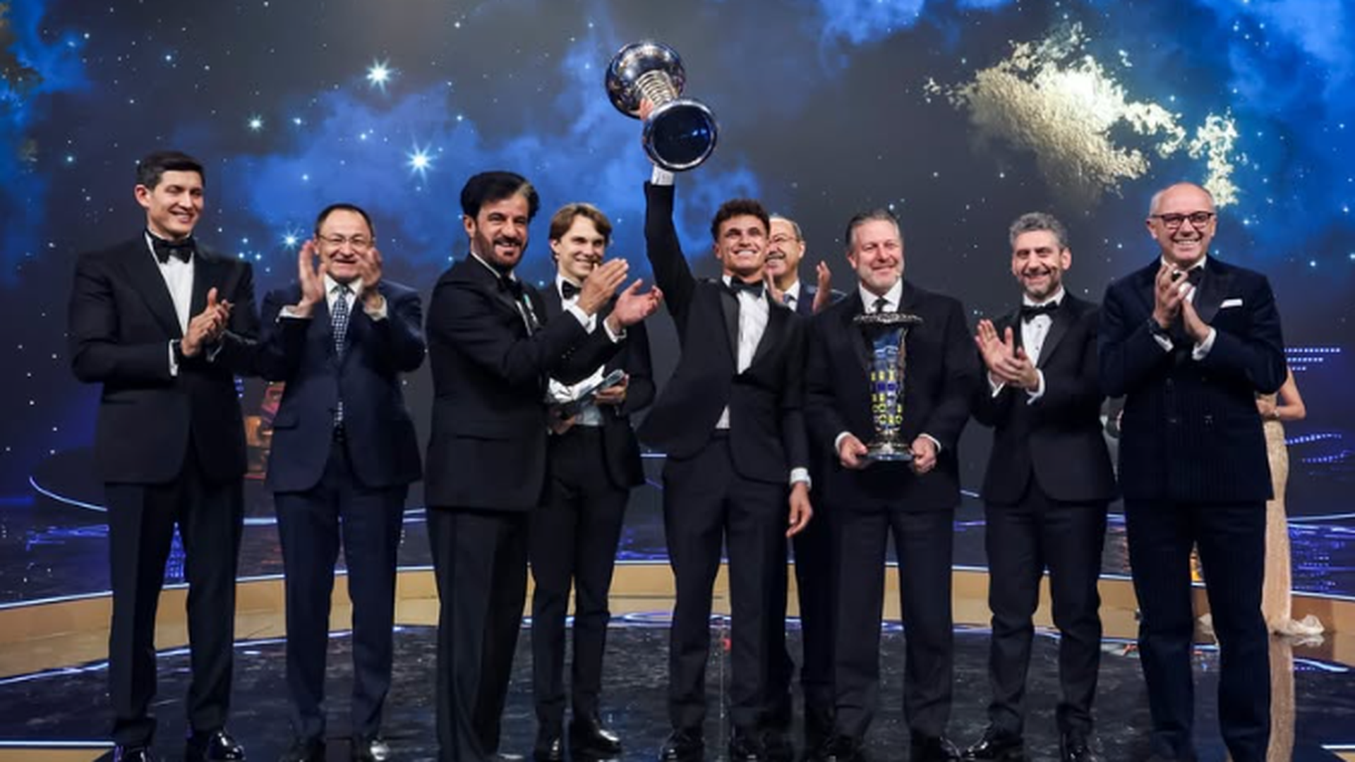 El equipo McLaren en la fiesta de Navidad