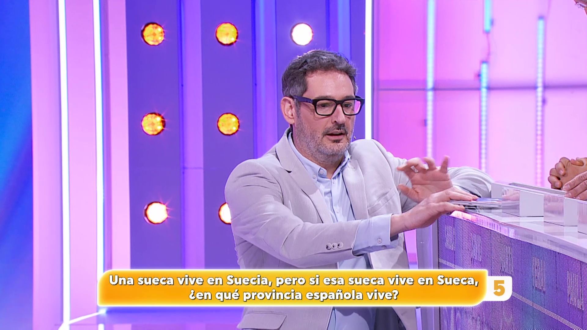 Eugeni Alemany sufre un vahído durante la grabación de ‘Agárrate al sillón’: “Por favor”