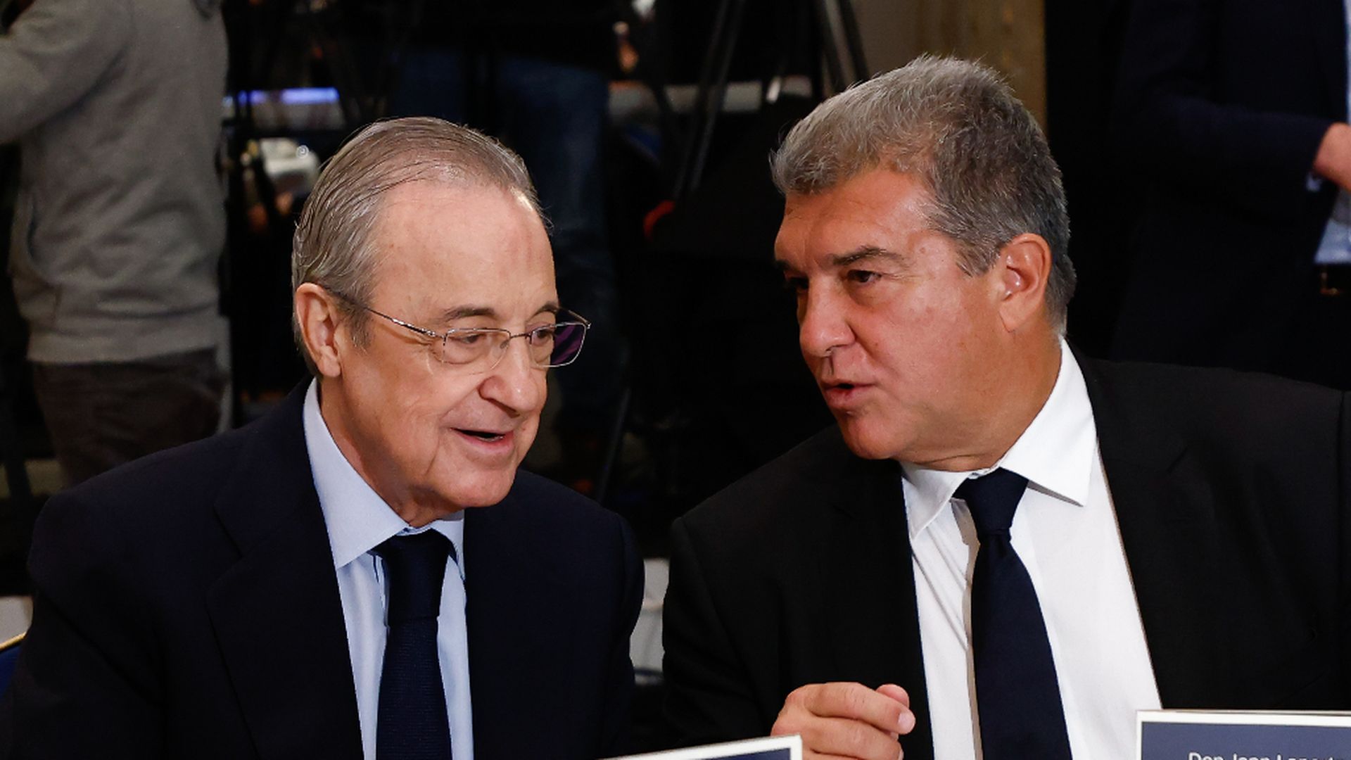 Florentino y Joan Laporta en un acto Florentino y Joan Laporta en un acto
