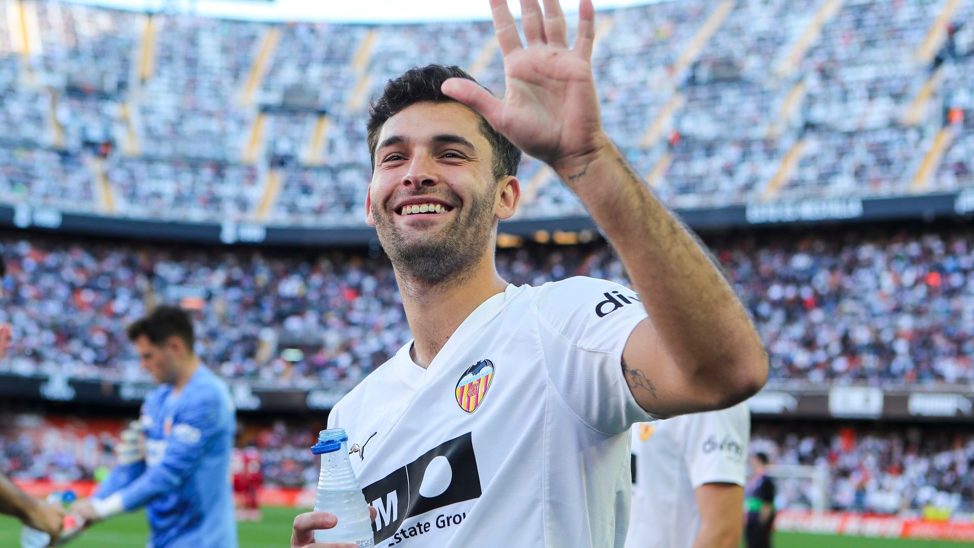 Hugo Duro en Mestalla