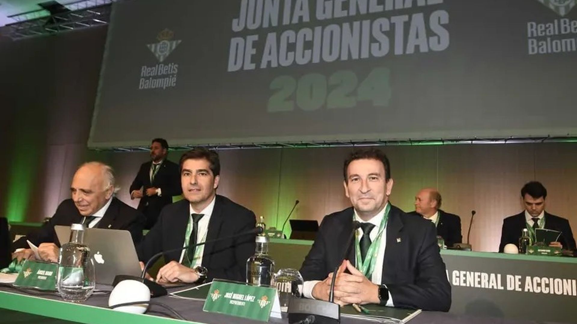 La Junta de Accionistas del Betis de 2024 La Junta de Accionistas del Betis de 2024