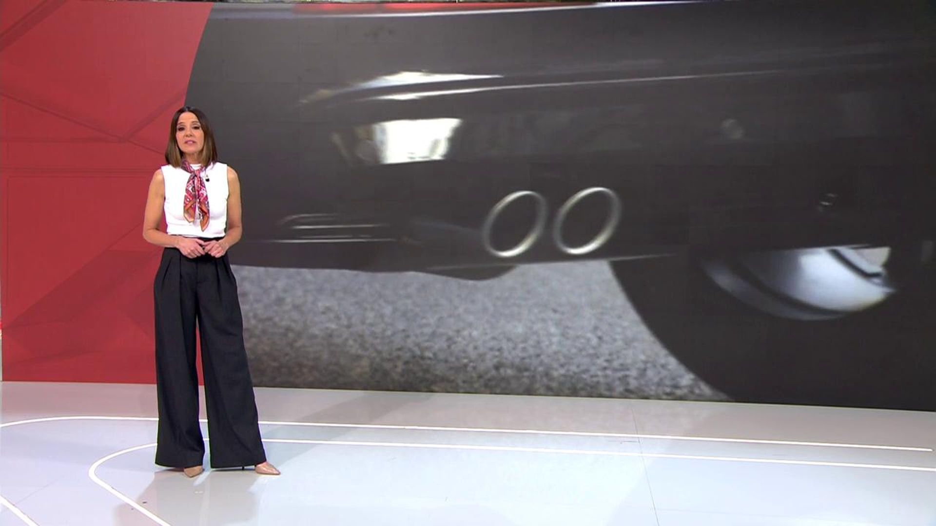 La UE da luz verde de nuevo a la contaminación de los coches de combustión La UE da luz verde de nuevo a la contaminación de los coches de combustión