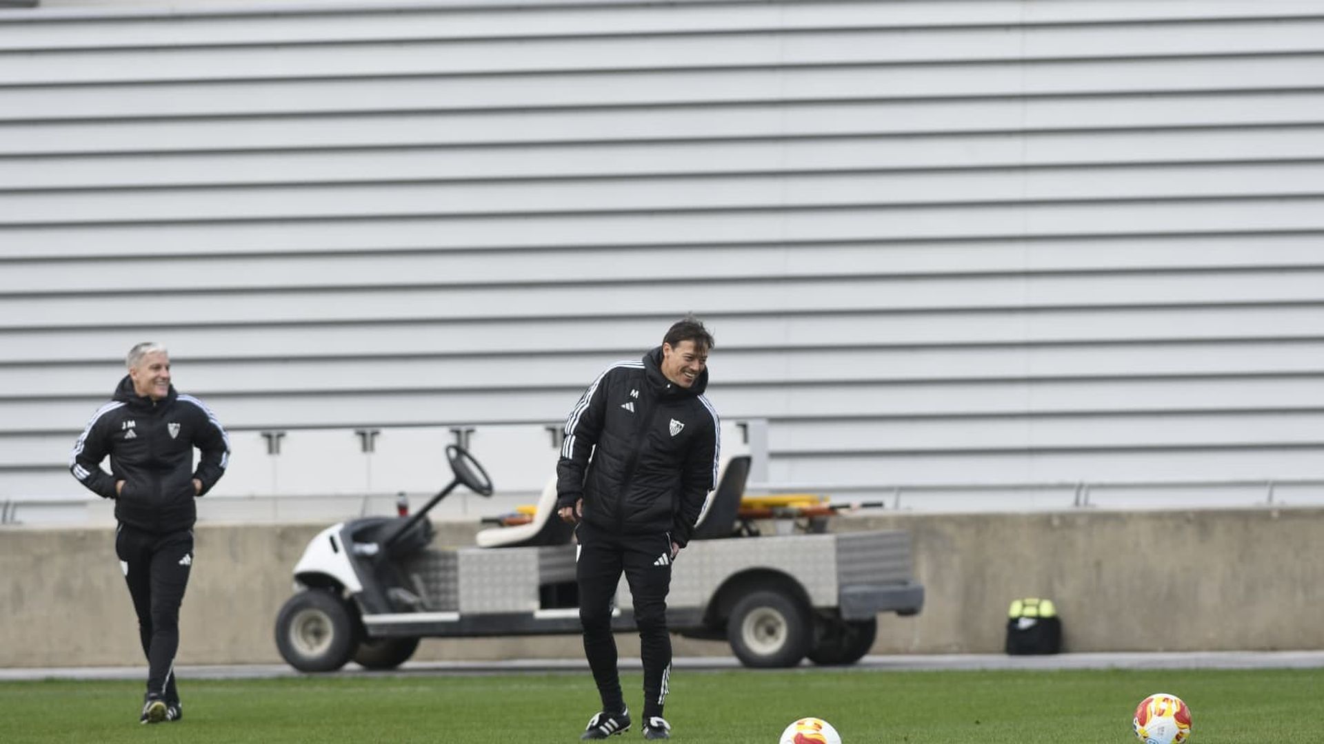 Matías Almeyda, en el entrenamiento del Sevilla de este martes