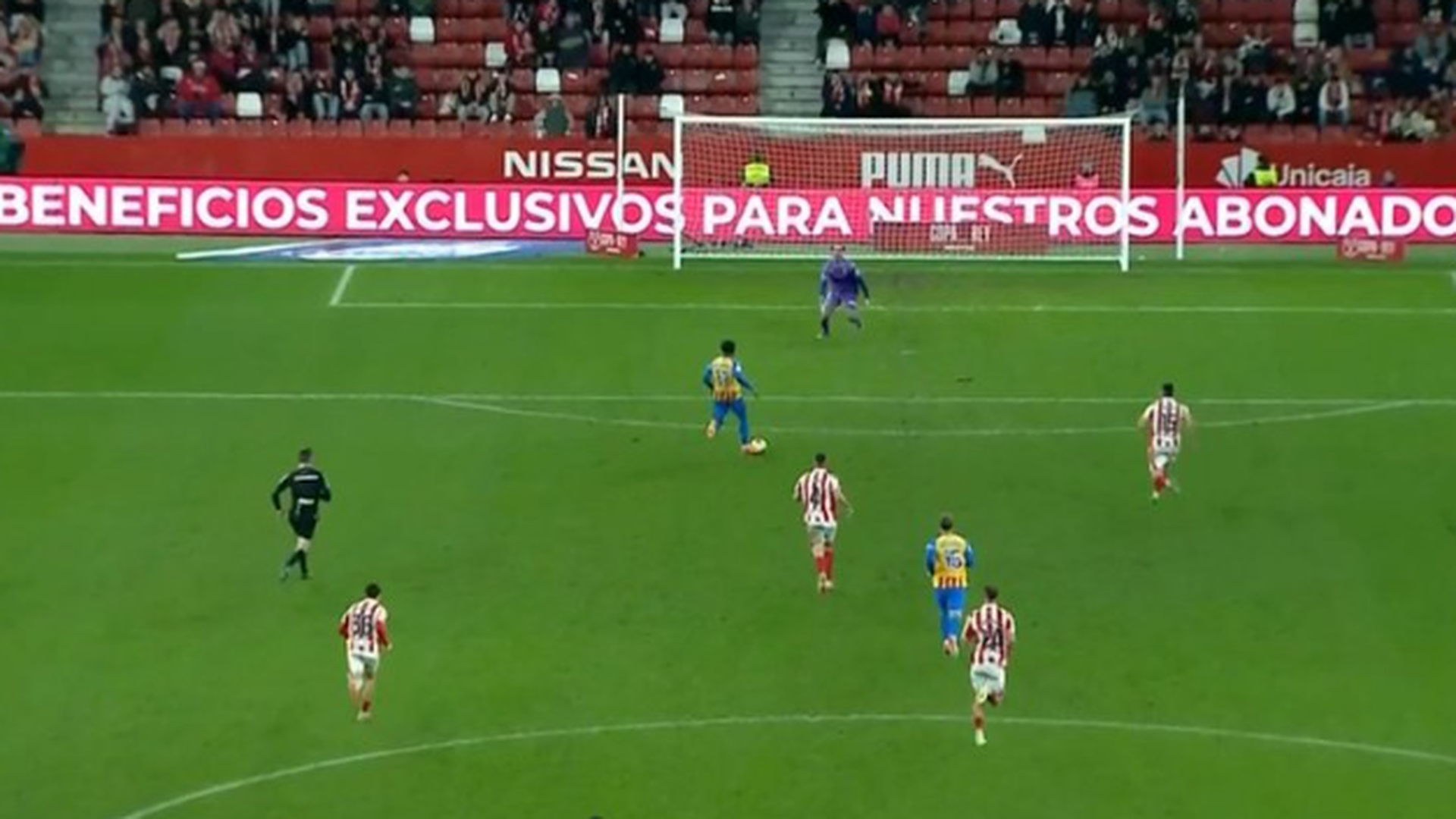 Ramazani, ante el Sporting