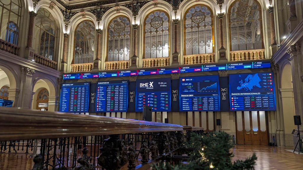 Un trabajador con sueldo medio tendría que trabajar más de un siglo para cobrar como un alto ejecutivo