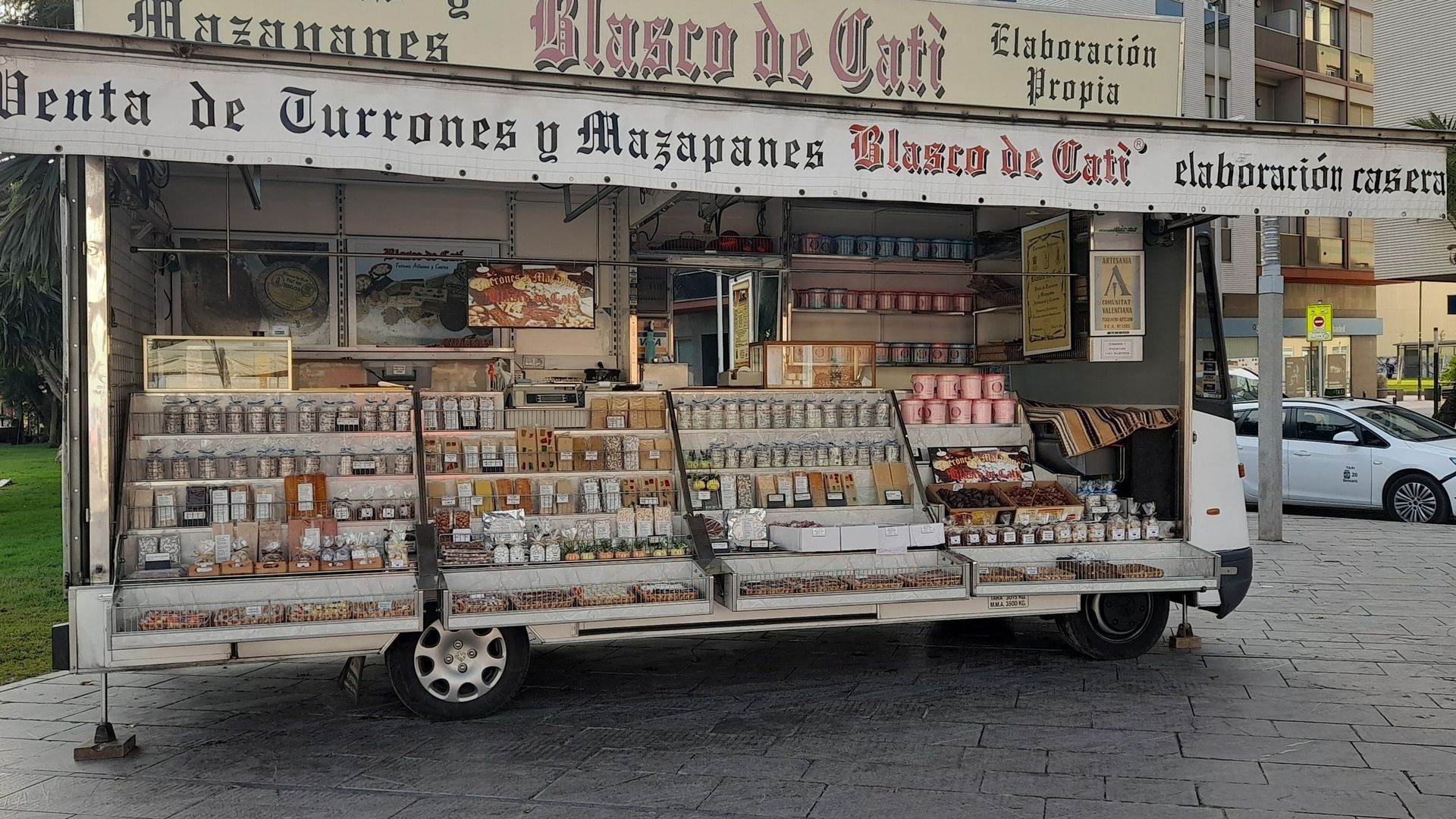 Blasco de Catí, respetando la radición turronera desde 1915