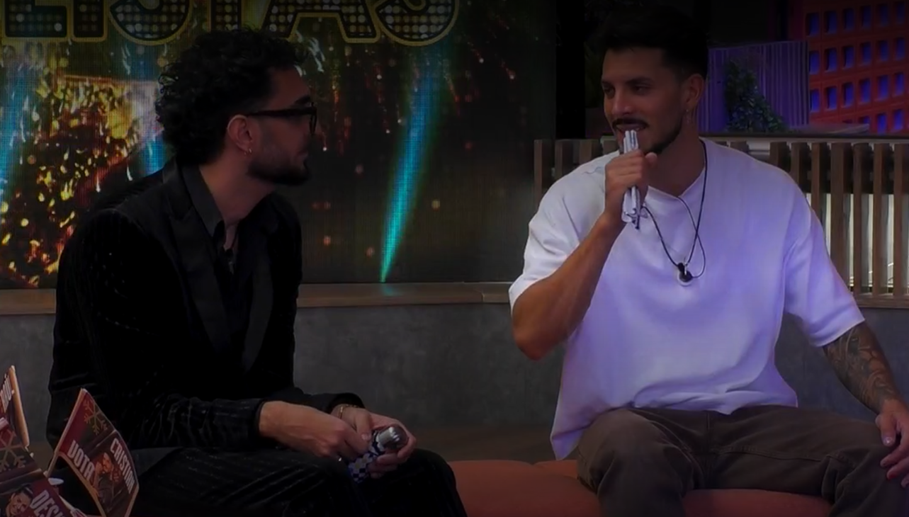 Aquilino y Cristian durante la fiesta de finalistas