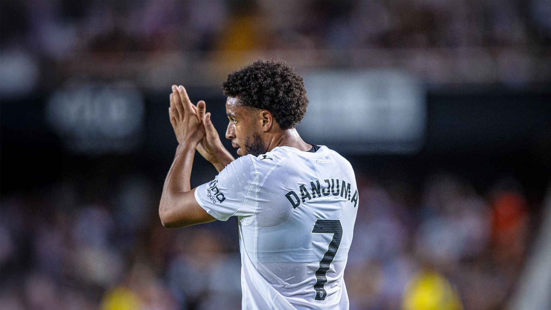 Arnaut Danjuma con el Valencia CF