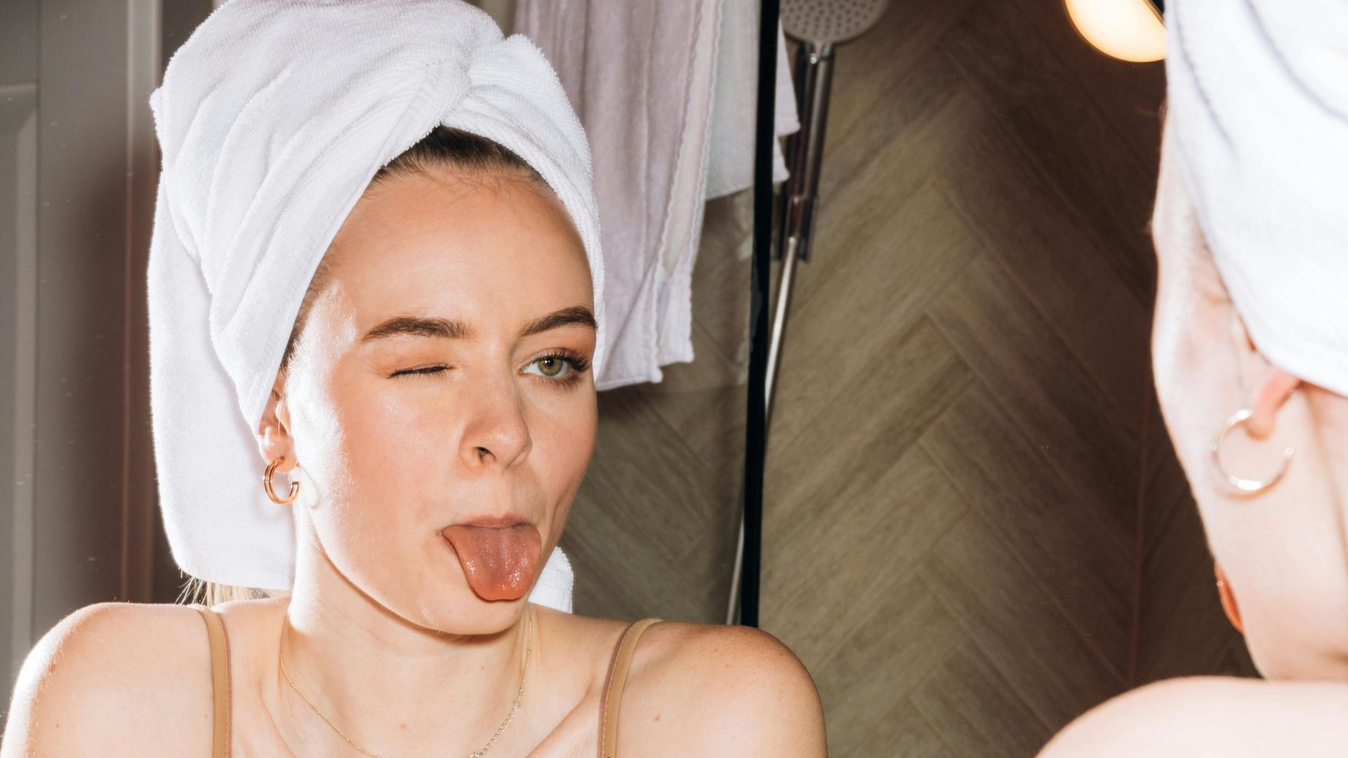 Chica en el espejo Chica en el espejo